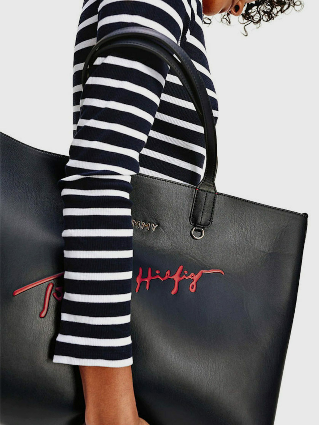 Сумка Tommy Hilfiger модель AW0AW08607-YAF Фото