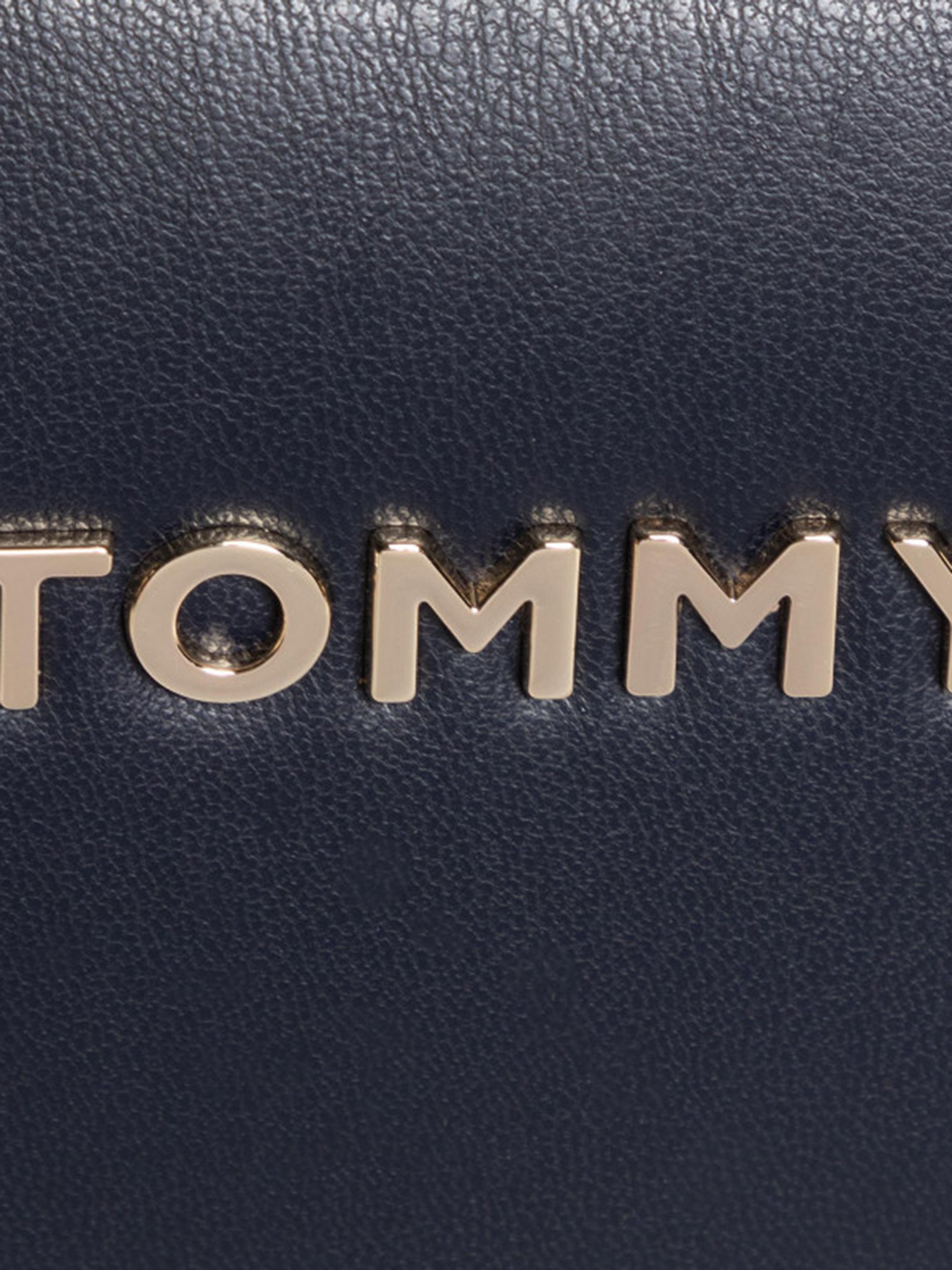 Кросс-боди Tommy Hilfiger модель AW0AW08608-CJM Кросс-боди Tommy Hilfiger модель AW0AW08608-CJM Фото