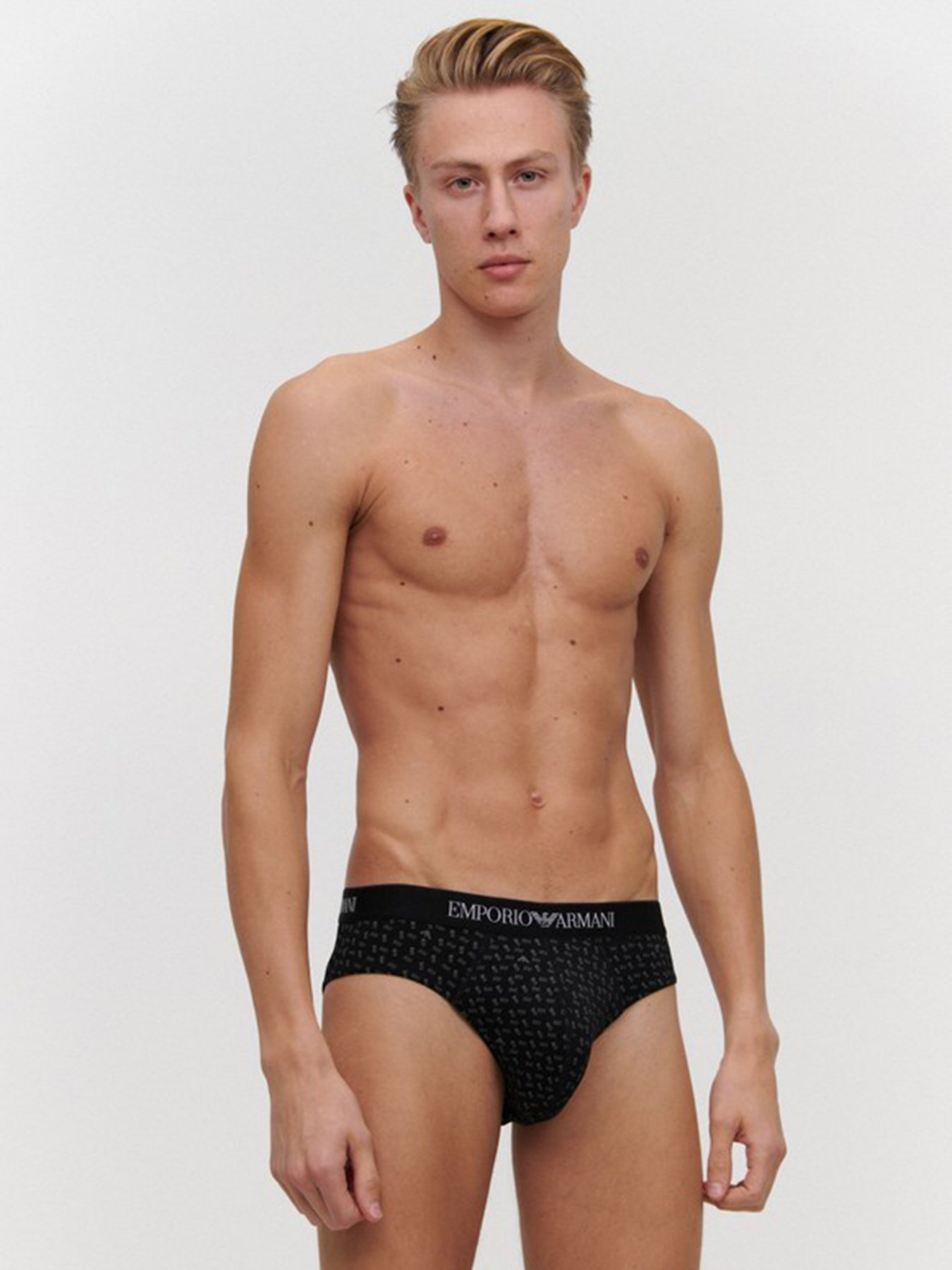 Набор трусов Emporio Armani Slip модель 111624-0A722-68910 Набор трусов Emporio Armani Slip модель 111624-0A722-68910 Фото