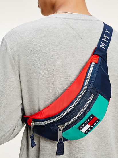 Поясна сумка Tommy Hilfiger Heritage модель AM0AM06212-L57 — фото 4 - INTERTOP