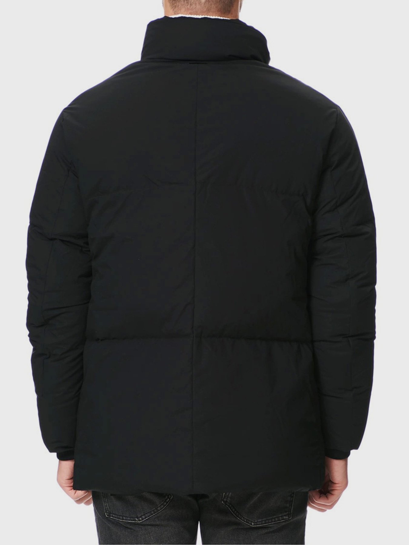 Пуховик Emporio Armani модель 6H1BD0-1NLQZ-0999 Фото