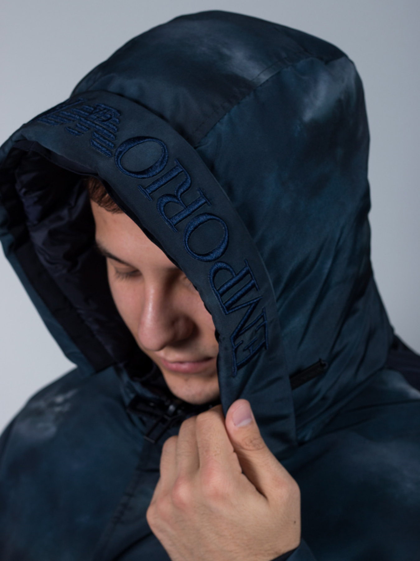 Пуховик Emporio Armani модель 6H1L92-1NLPZ-F950 Фото