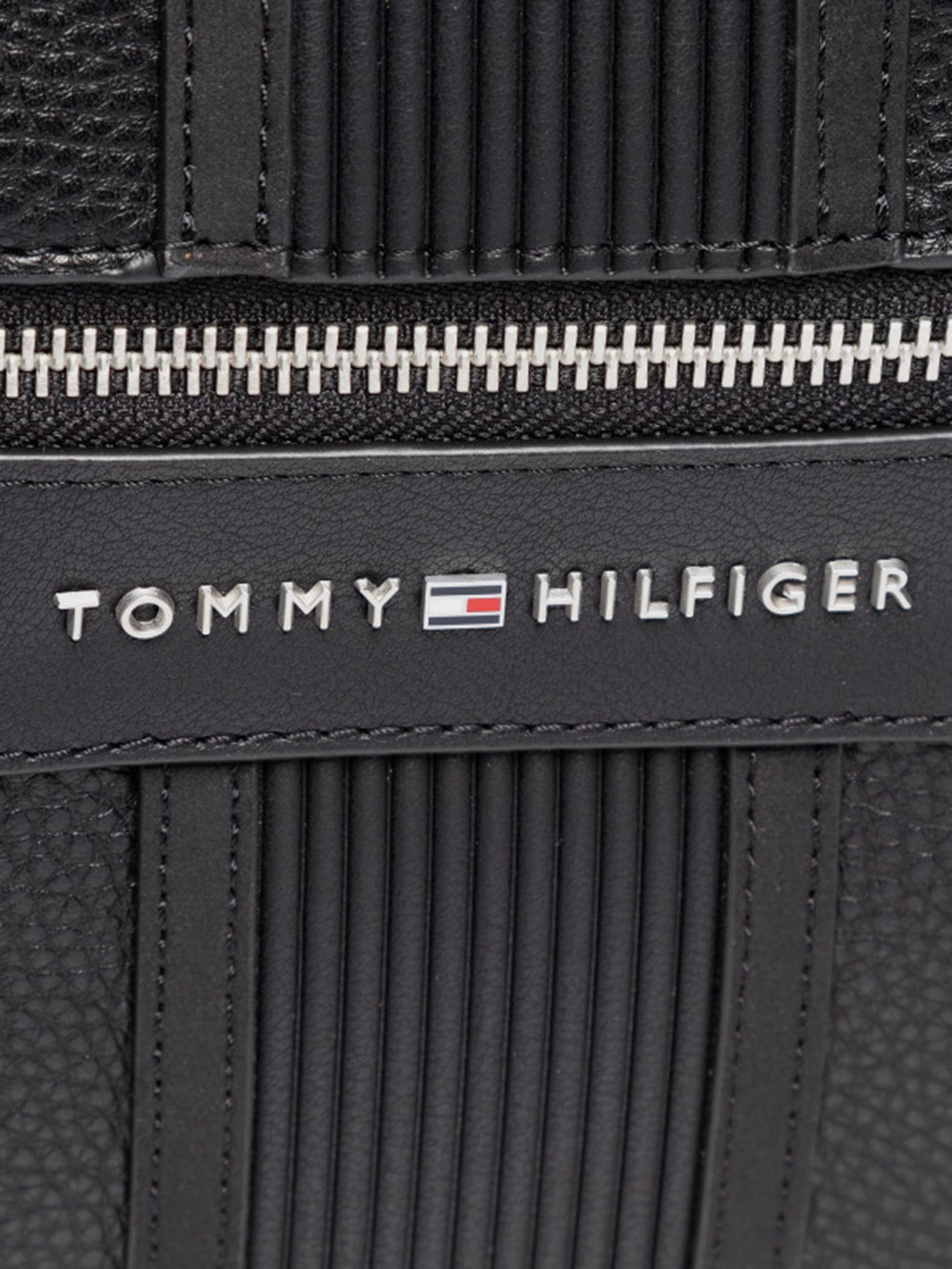 Рюкзаки Tommy Hilfiger Downtown модель AM0AM06480-BDS Фото