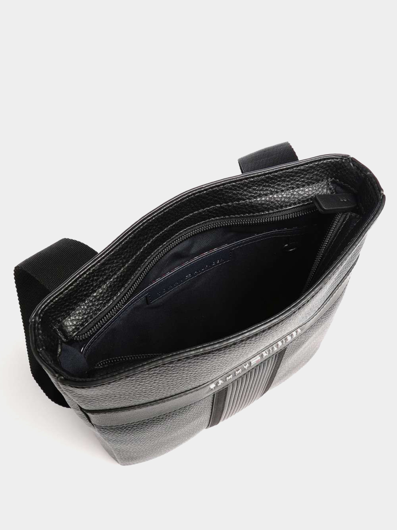 Кросс-боди Tommy Hilfiger модель AM0AM06499-BDS Кросс-боди Tommy Hilfiger модель AM0AM06499-BDS Фото