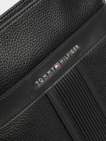 Кросс-боди Tommy Hilfiger модель AM0AM06499-BDS Кросс-боди Tommy Hilfiger модель AM0AM06499-BDS Фото