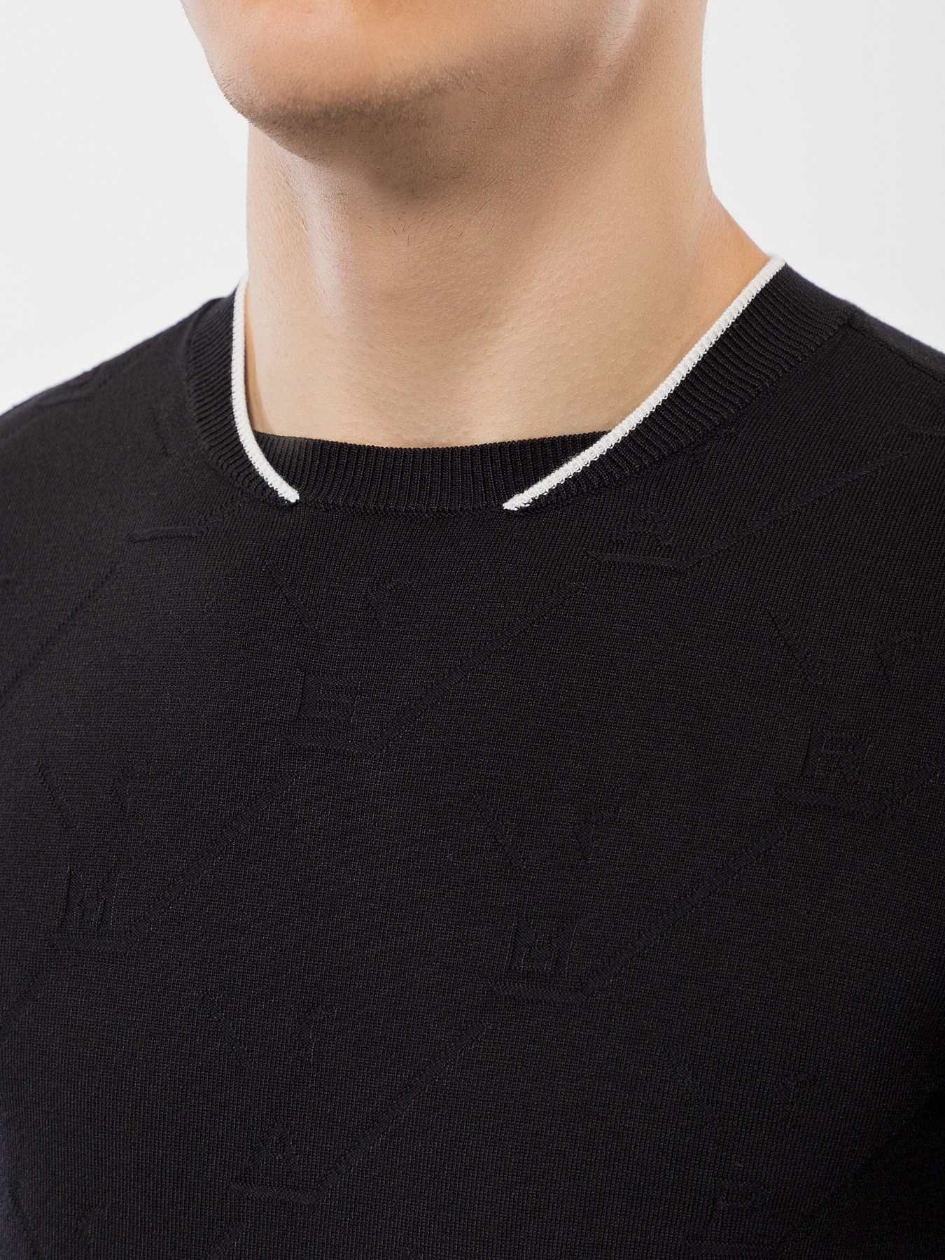 Джемпер Emporio Armani модель 6H1MX1-1MIPZ-0922 Фото