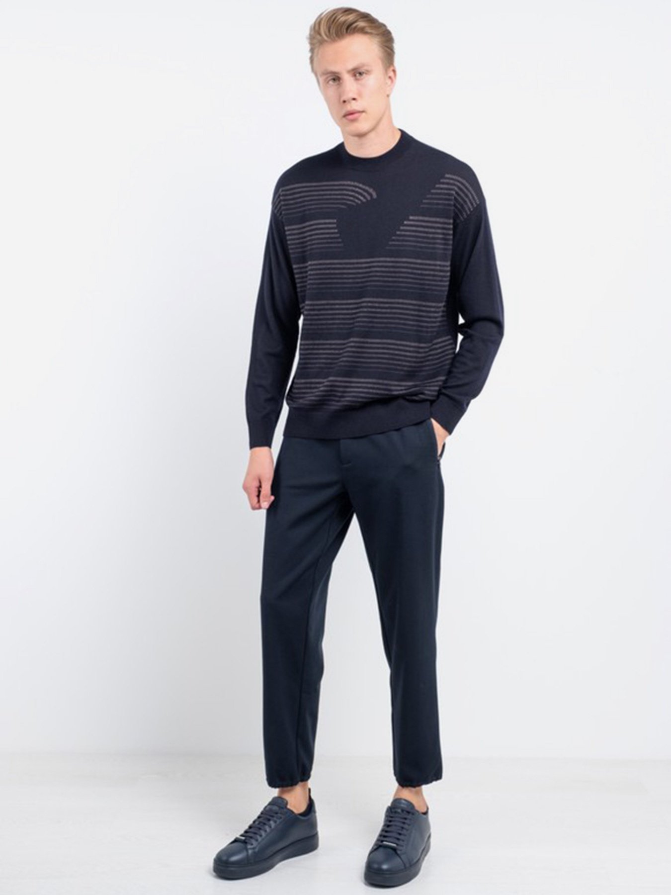 Джемпер Emporio Armani модель 6H1MX9-1MIUZ-0974 Джемпер Emporio Armani модель 6H1MX9-1MIUZ-0974 Фото