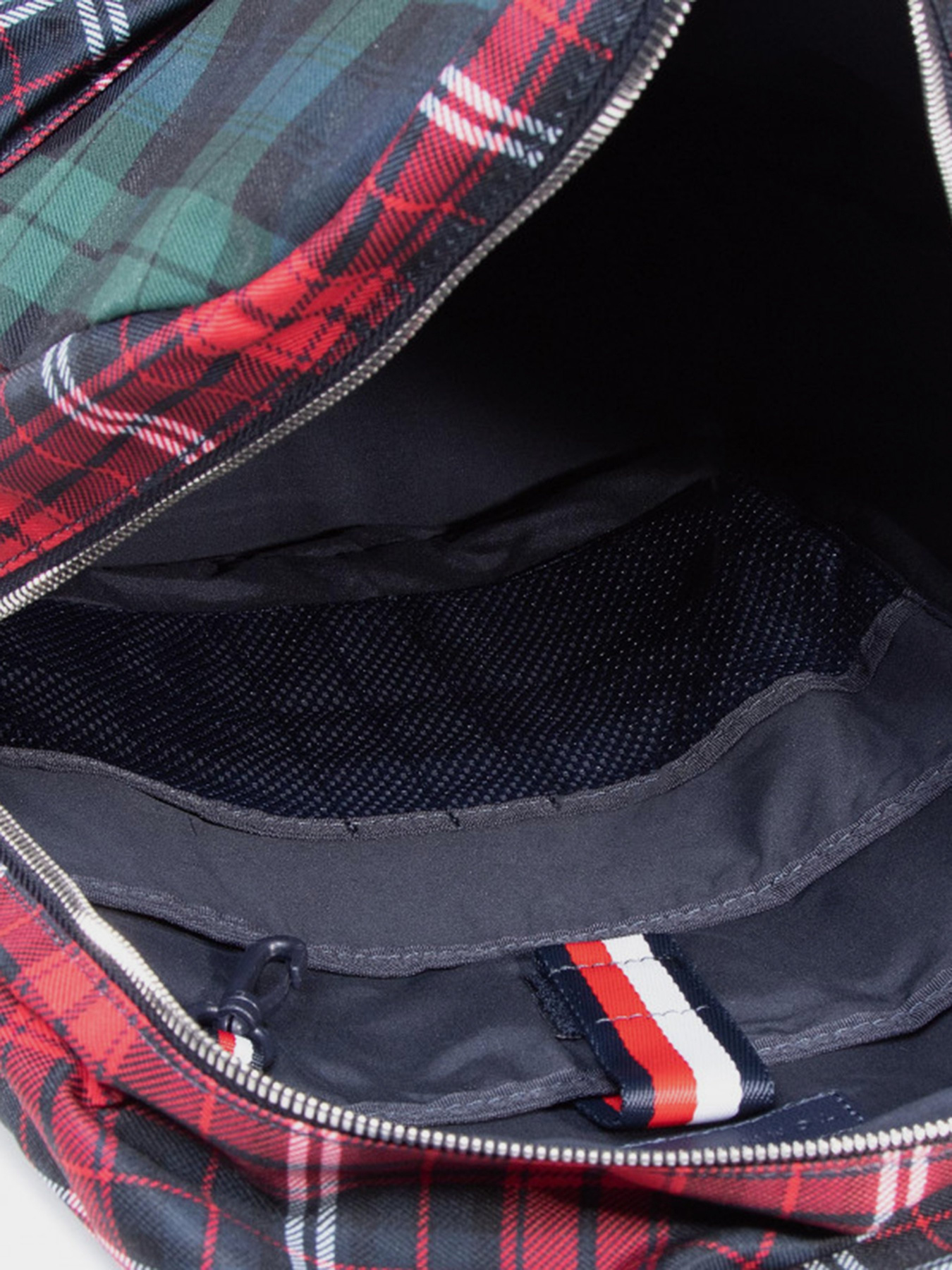 Рюкзаки Tommy Hilfiger Signature модель AM0AM06767-BDS Фото