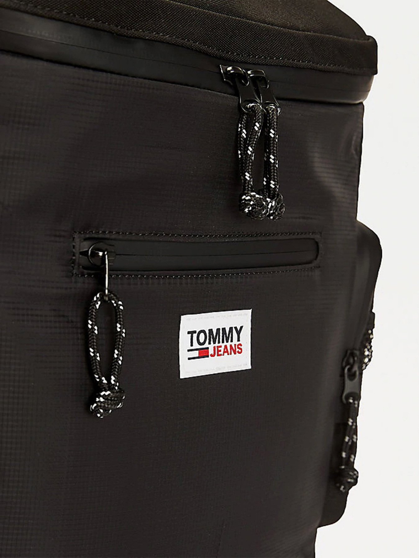 Рюкзаки Tommy Hilfiger Urban Tech модель AM0AM06450-BDS Фото