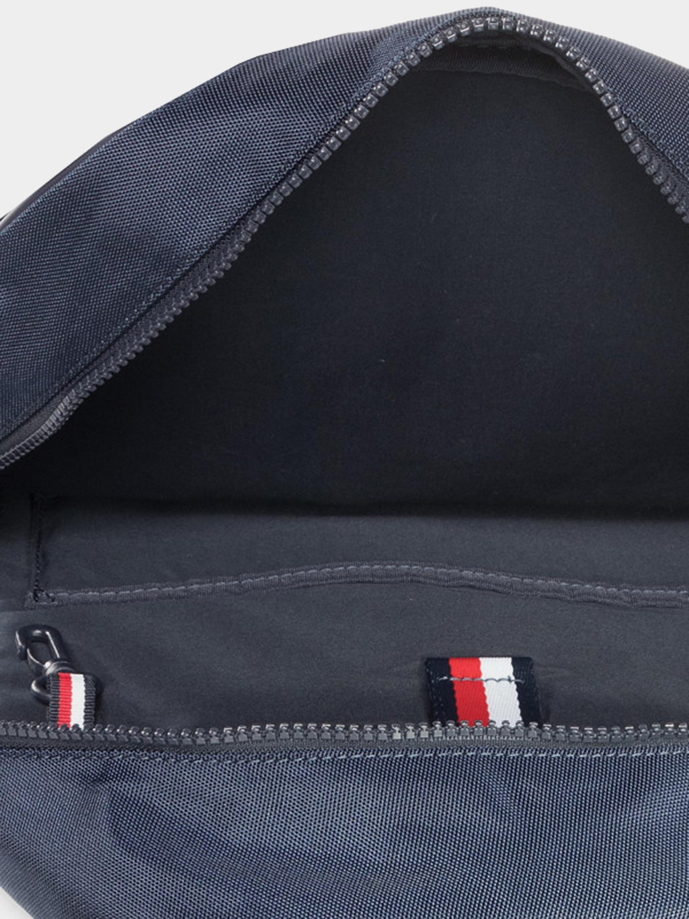 Рюкзаки Tommy Hilfiger модель AM0AM06488-DW5 Фото