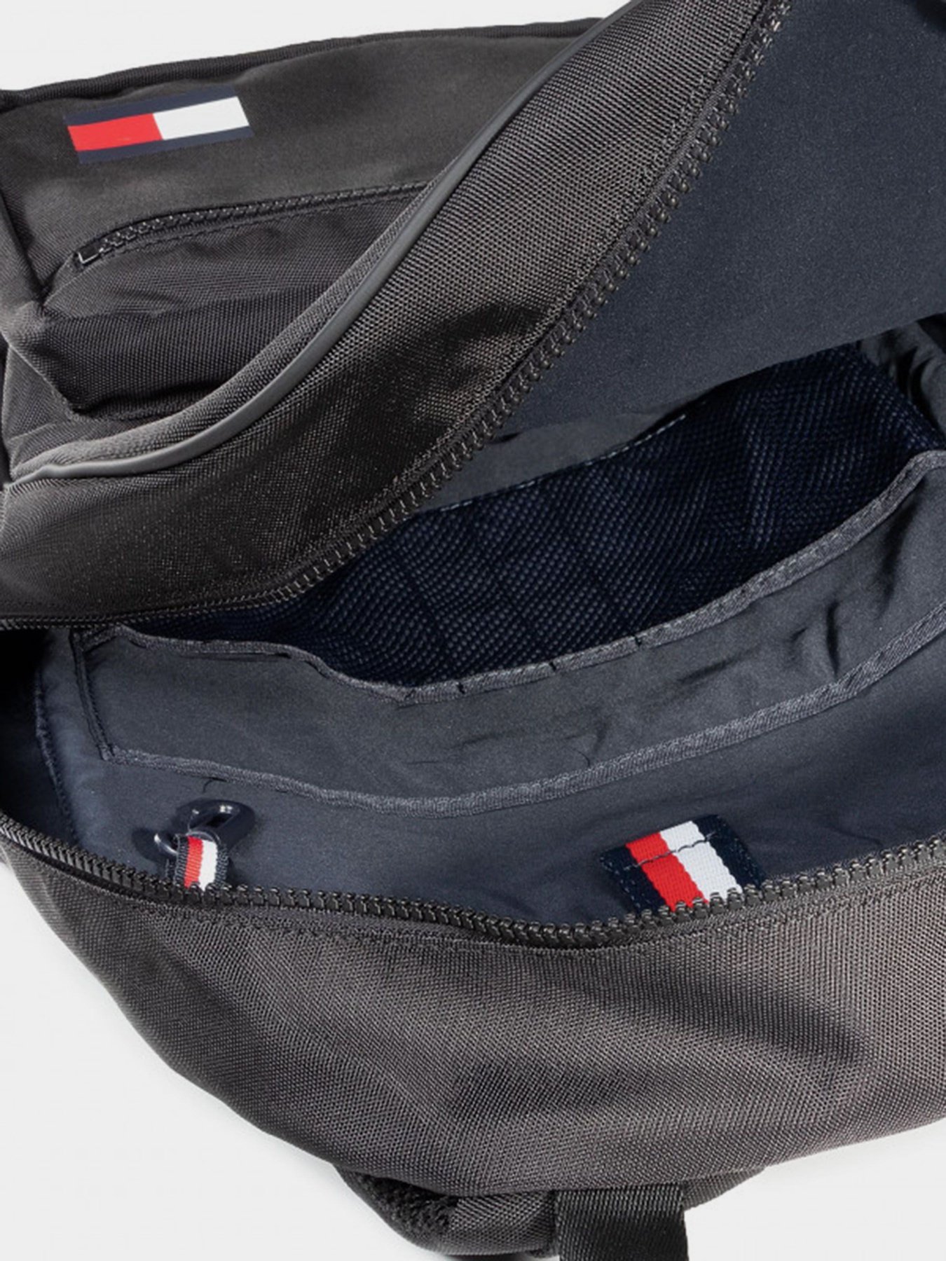 Рюкзаки Tommy Hilfiger модель AM0AM06488-BDS Фото