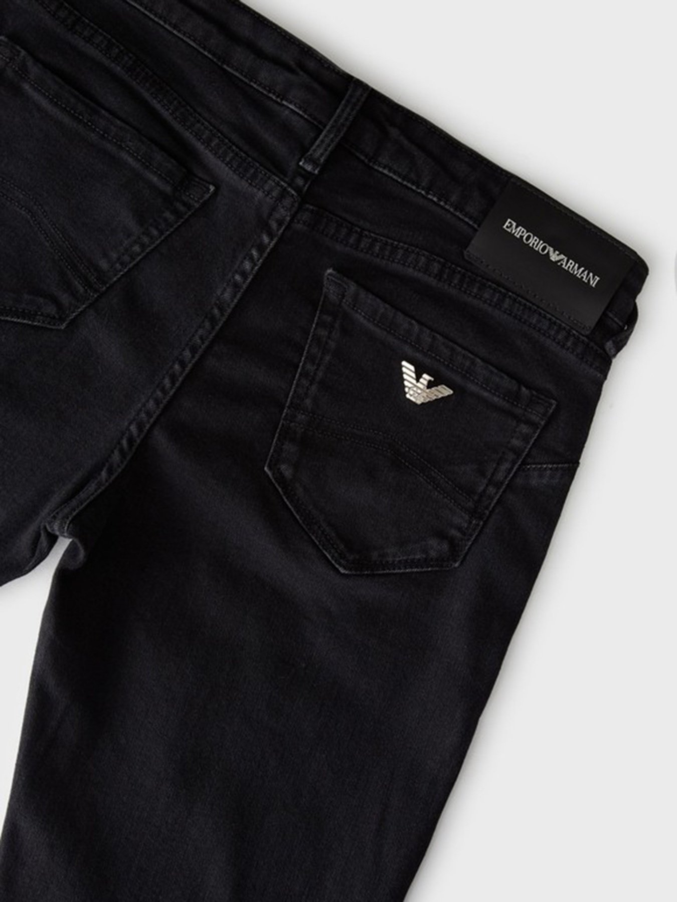 Скинни джинсы Emporio Armani J23 модель 6H2J23-2D9ZZ-0005 Фото