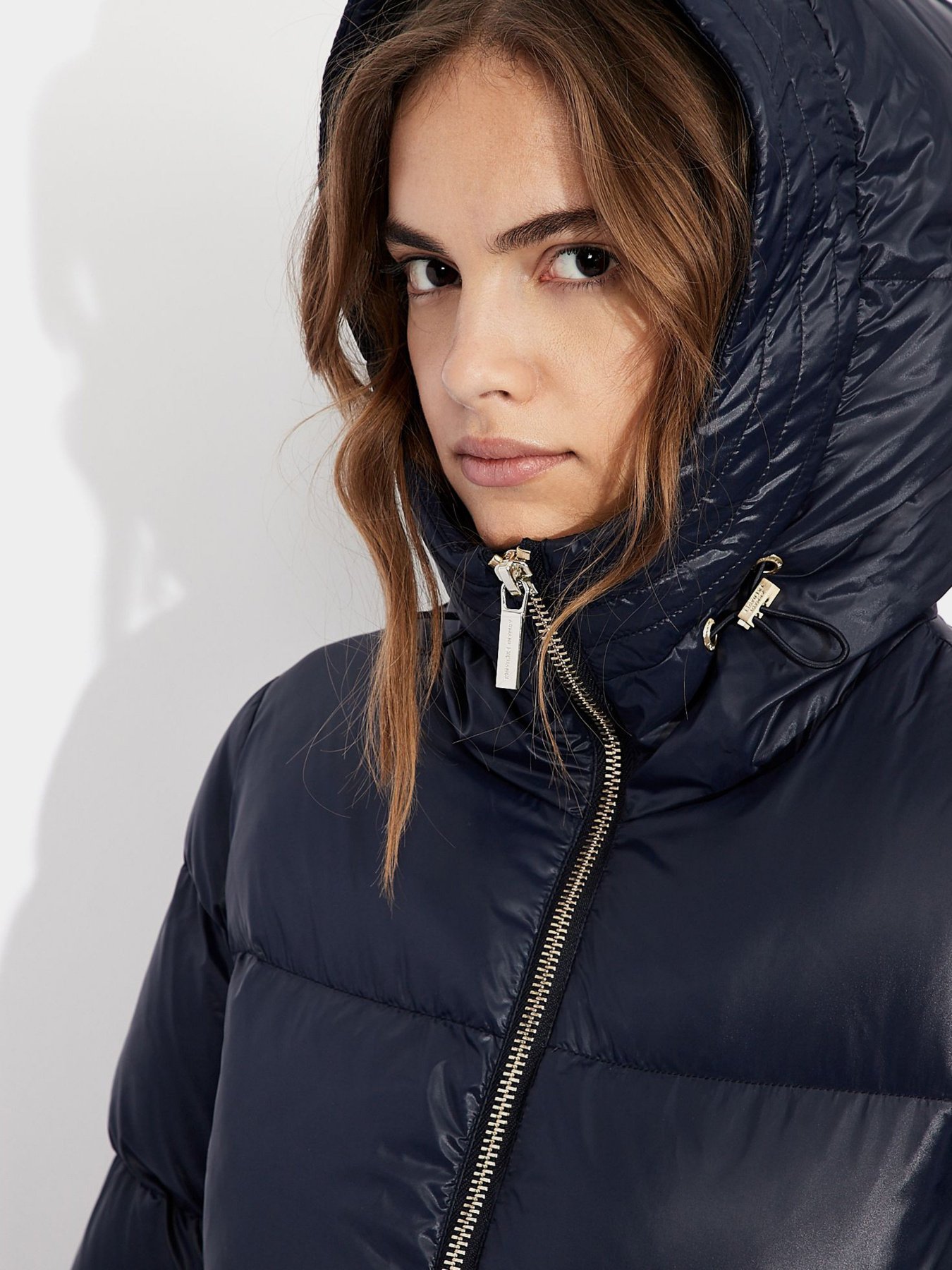 Пуховик Armani Exchange модель 6HYK19-YNLLZ-1593 Фото