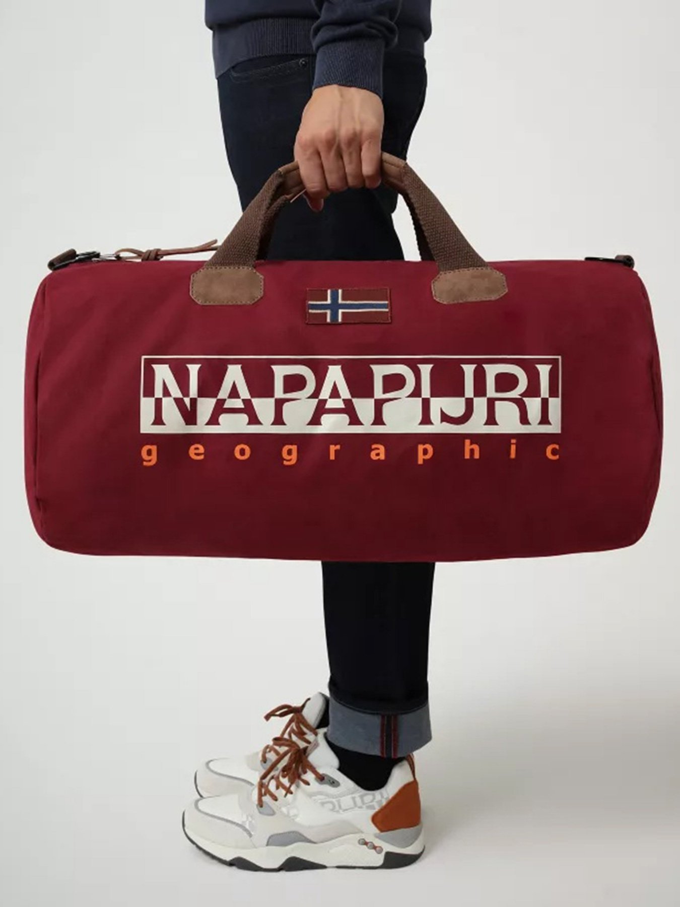 Сумка Napapijri Bering модель NP0A4EUCR541 Сумка Napapijri Bering модель NP0A4EUCR541 Фото