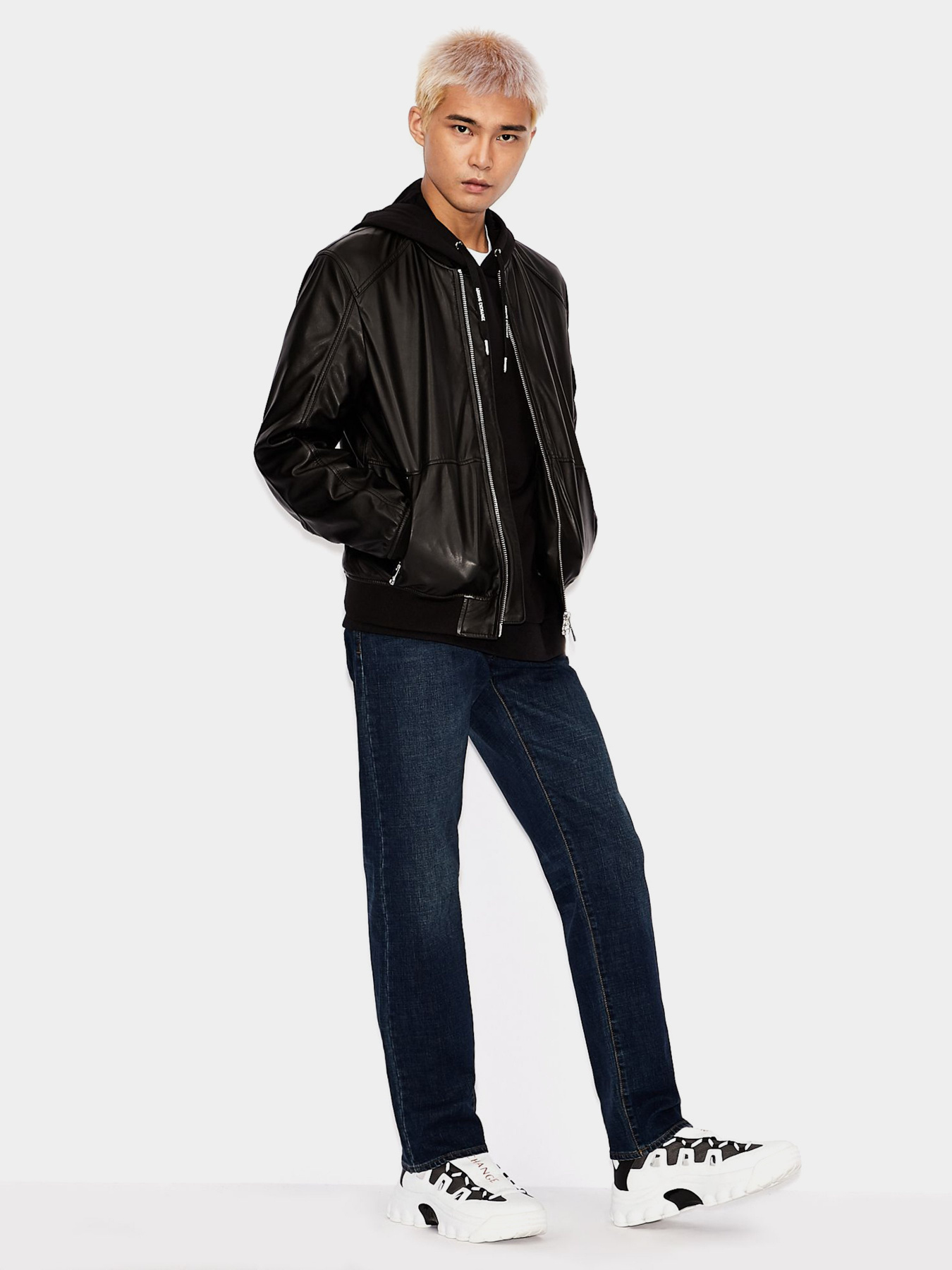 Прямые джинсы Armani Exchange Straight модель 6HZJ16-Z1K7Z-1500 Фото