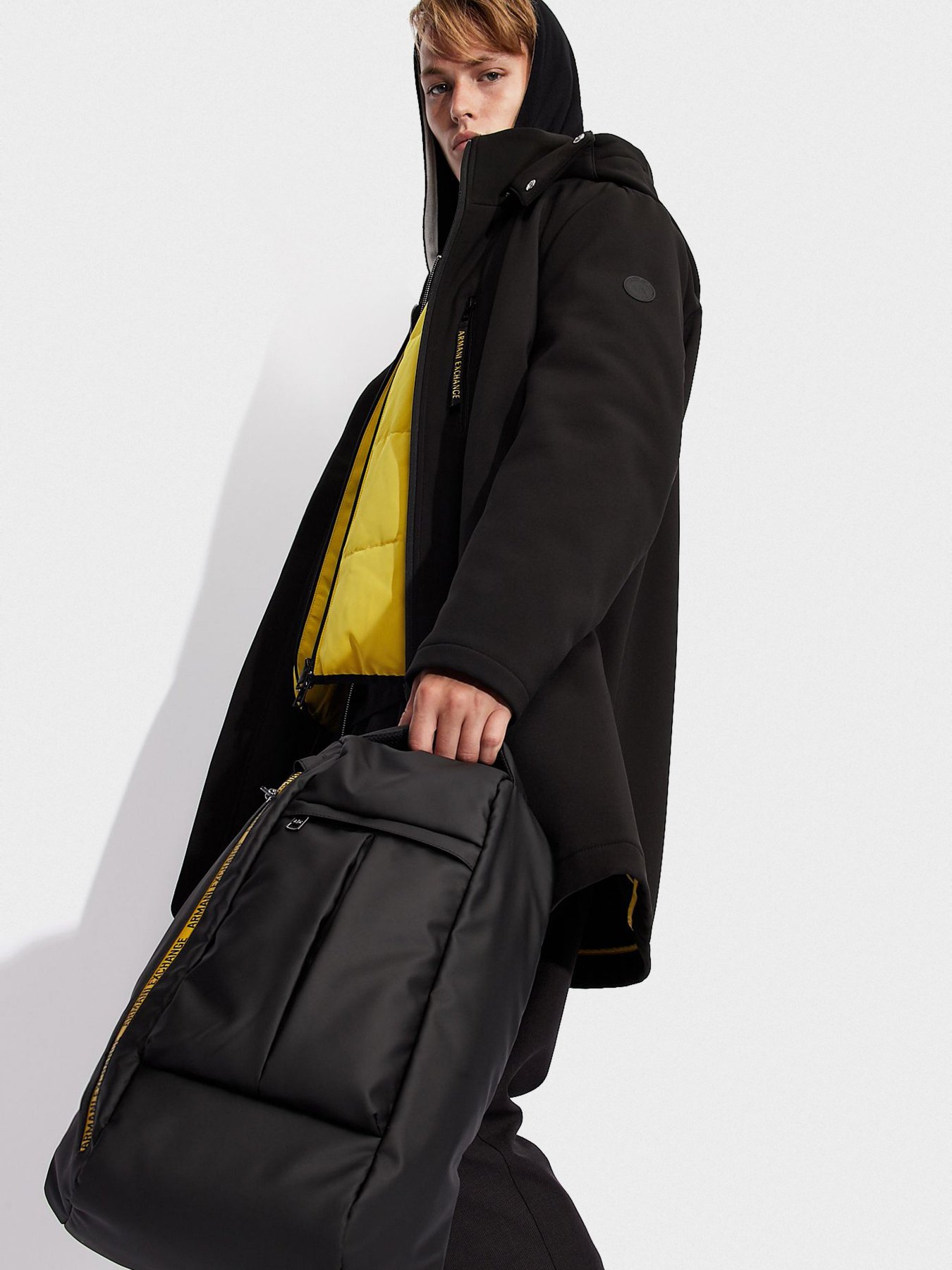 Пальто с утеплителем Armani Exchange модель 6HZL06-ZNNEZ-7241 Фото