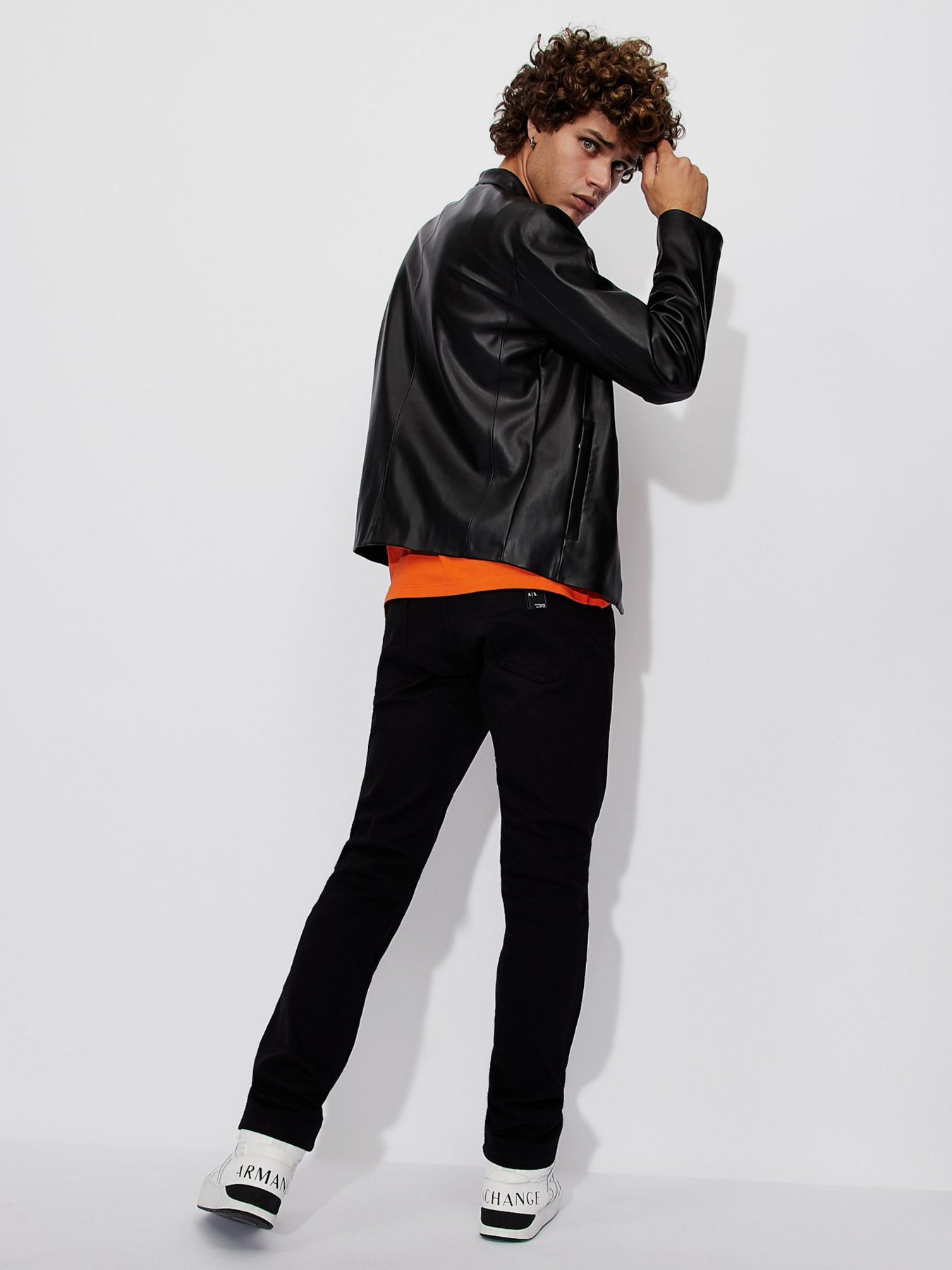 Прямые джинсы Armani Exchange Slim модель 8NZJ13-Z1A1Z-1200 Фото