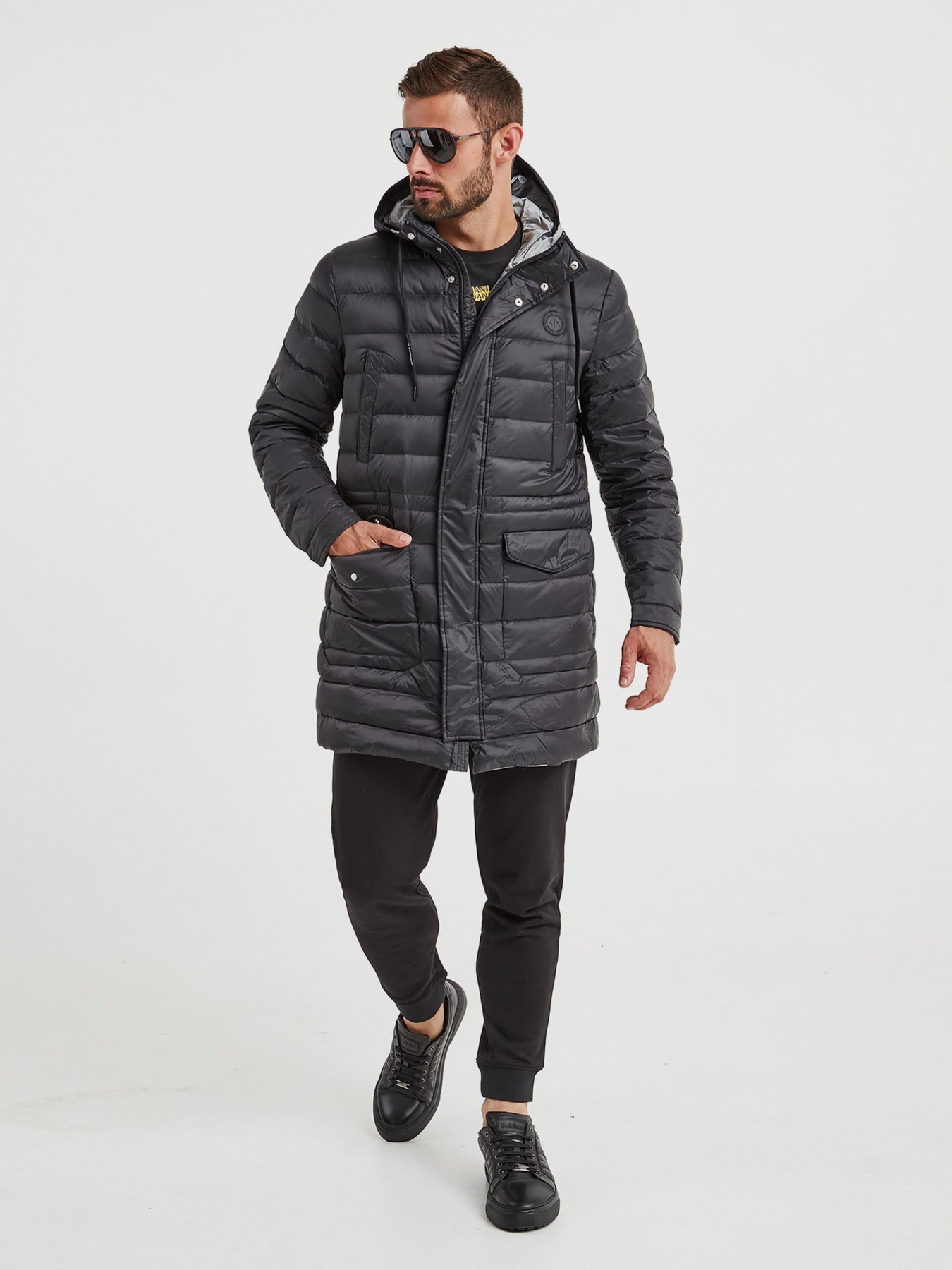 Пуховик Armani Exchange модель 8NZL02-ZNW3Z-1200 Фото