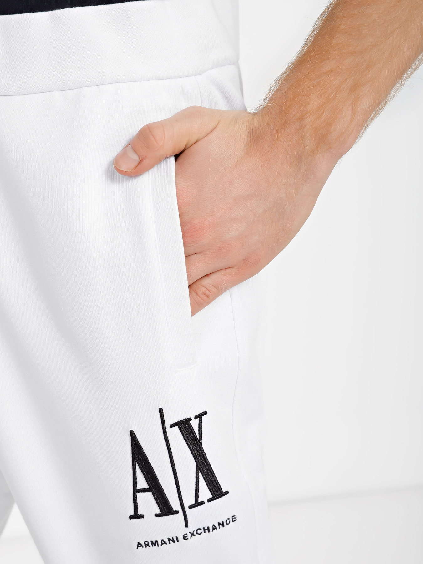 Штаны спортивные Armani Exchange модель 8NZPPA-ZJ1ZZ-1100 Фото