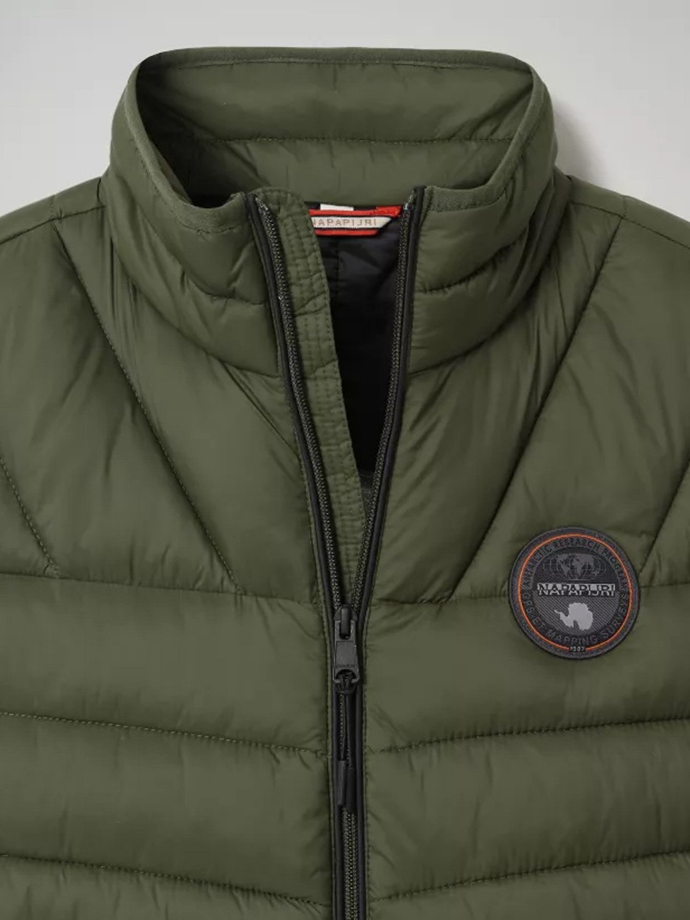 Утеплений жилет Napapijri Aerons Vest модель NP0A4ENOGE41 Фото