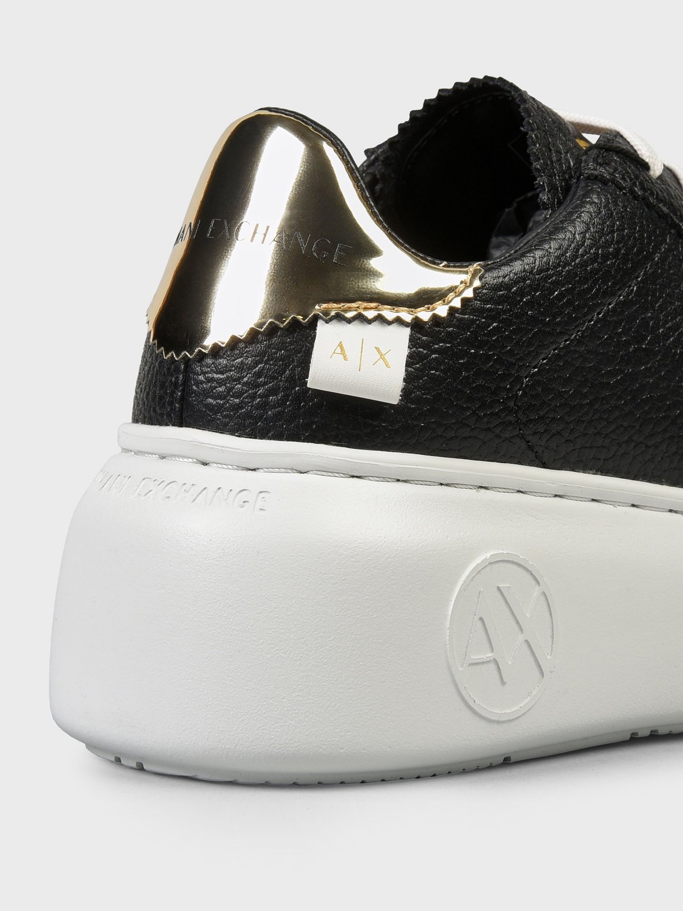 Кросівки повсякденні Armani Exchange модель XDX042-XV338-00002 Фото