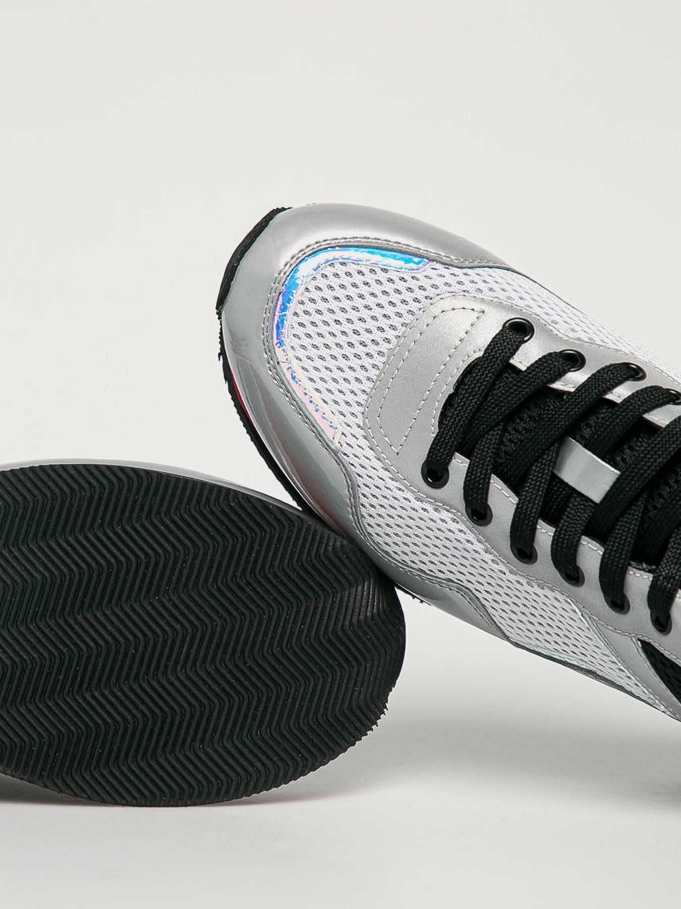 Кроссовки повседневные Armani Exchange модель XDX050-XV322-A160 Фото