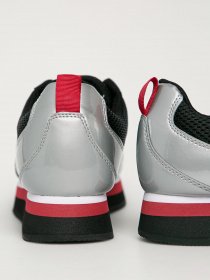 Кроссовки повседневные Armani Exchange модель XDX050-XV322-A160 Фото