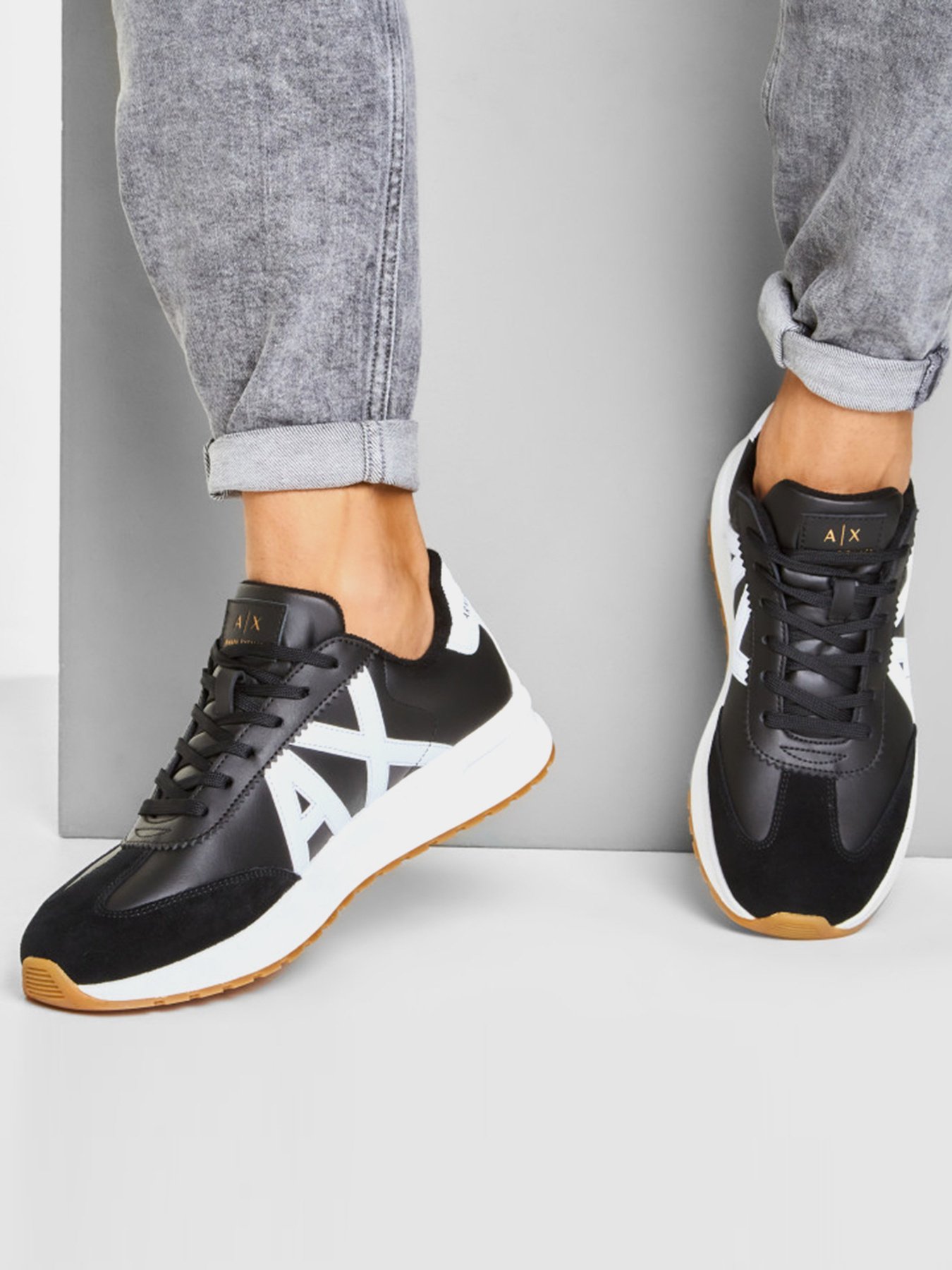 Кроссовки Armani Exchange модель XUX071-XV234-A120 Фото