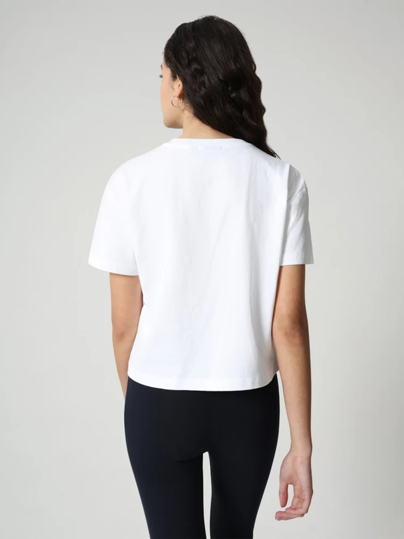 Футболки и поло Napapijri Box Crop модель NP0A4EYZ0021 Фото