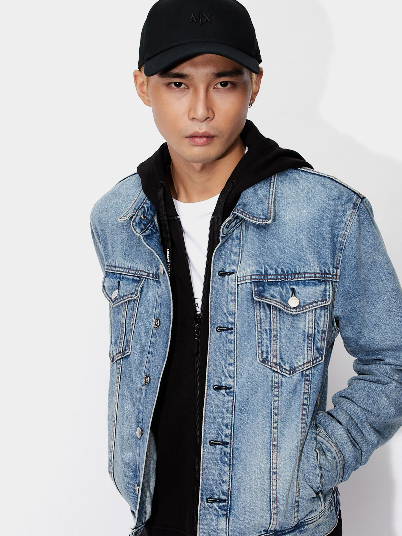 Кепка Armani Exchange модель 954112-CC571-53620 Фото