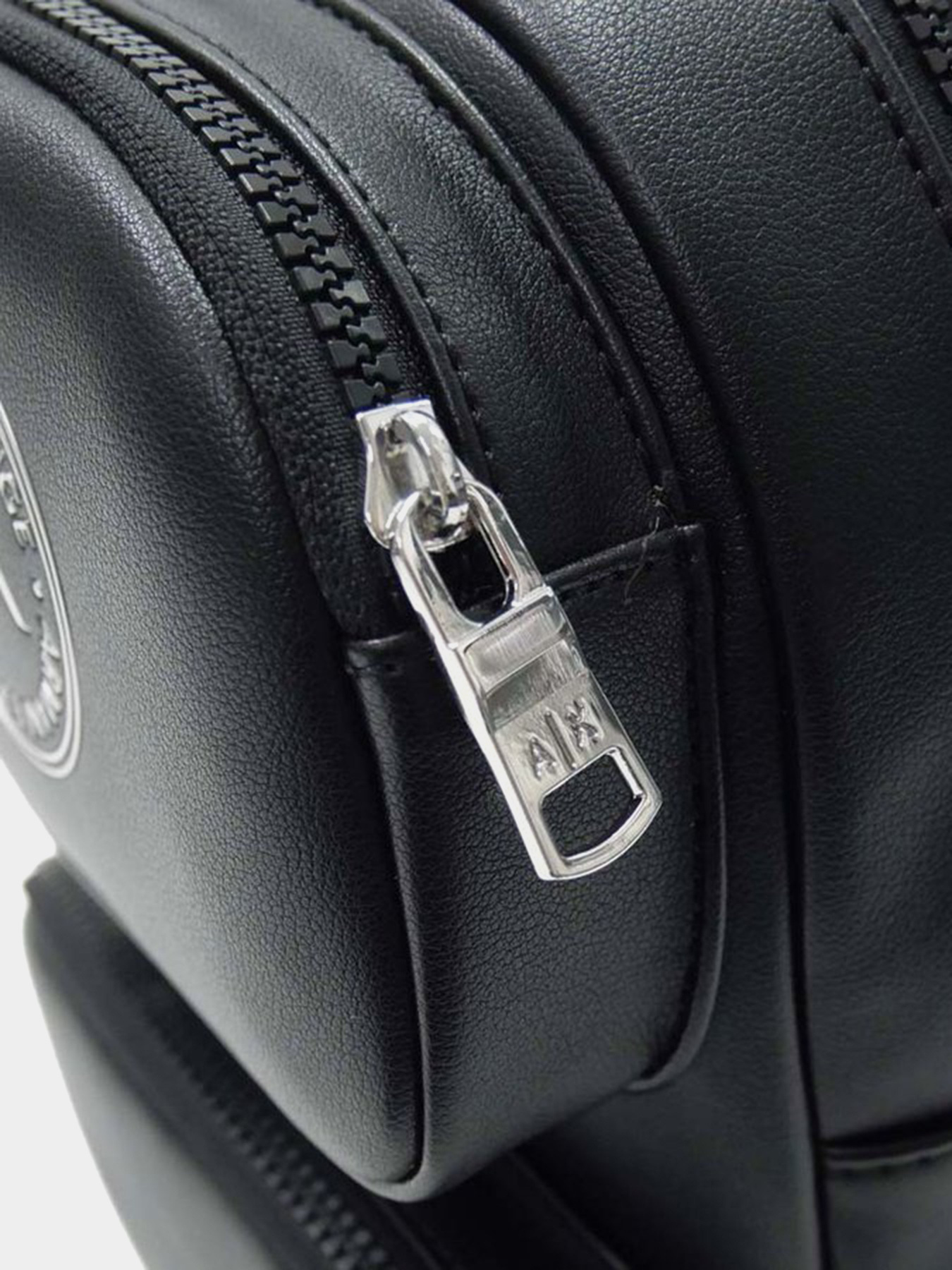 Рюкзаки Armani Exchange модель 952261-0A825-00020 Фото