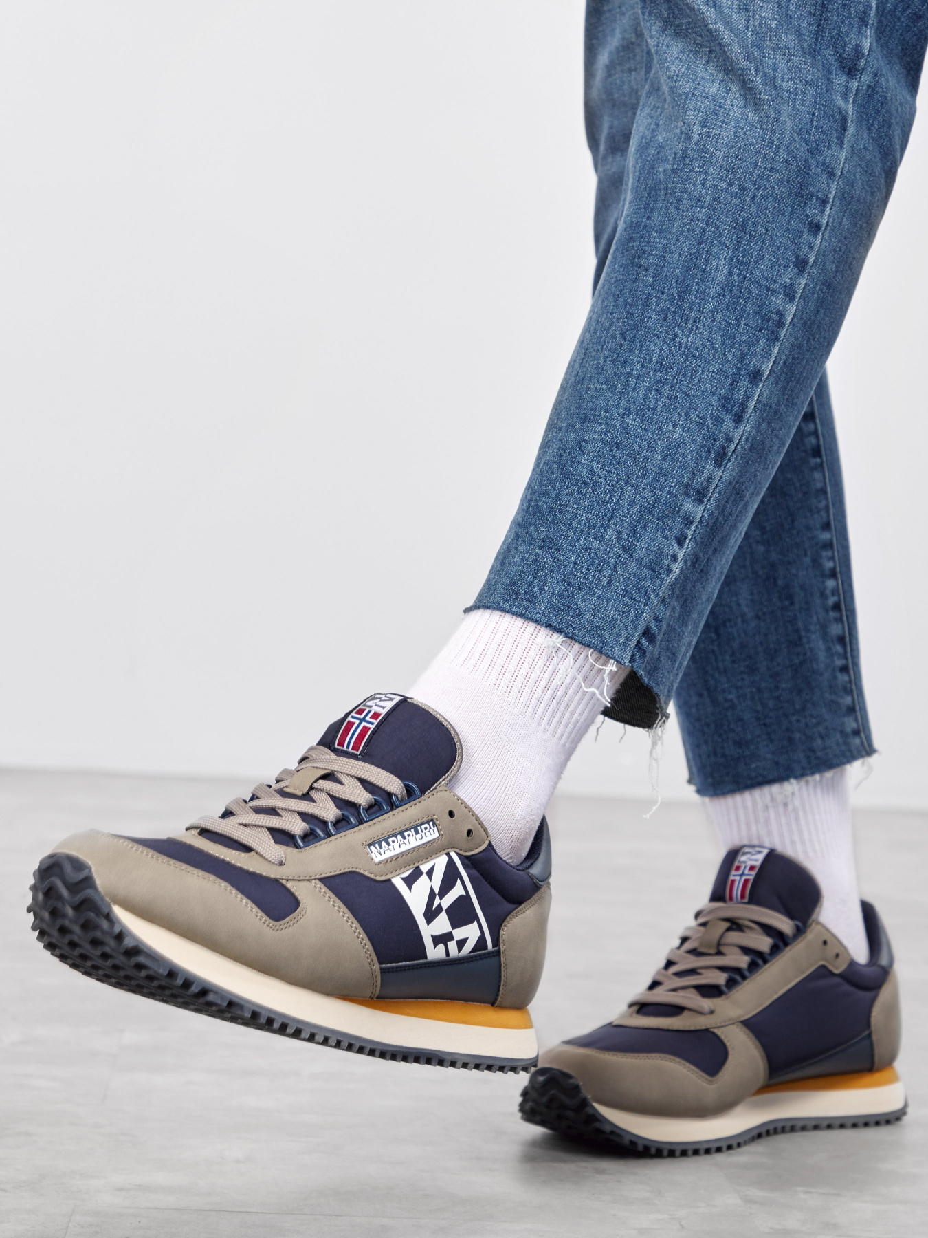 Кроссовки Napapijri Beaver модель NP0A4F2HZ281 Фото