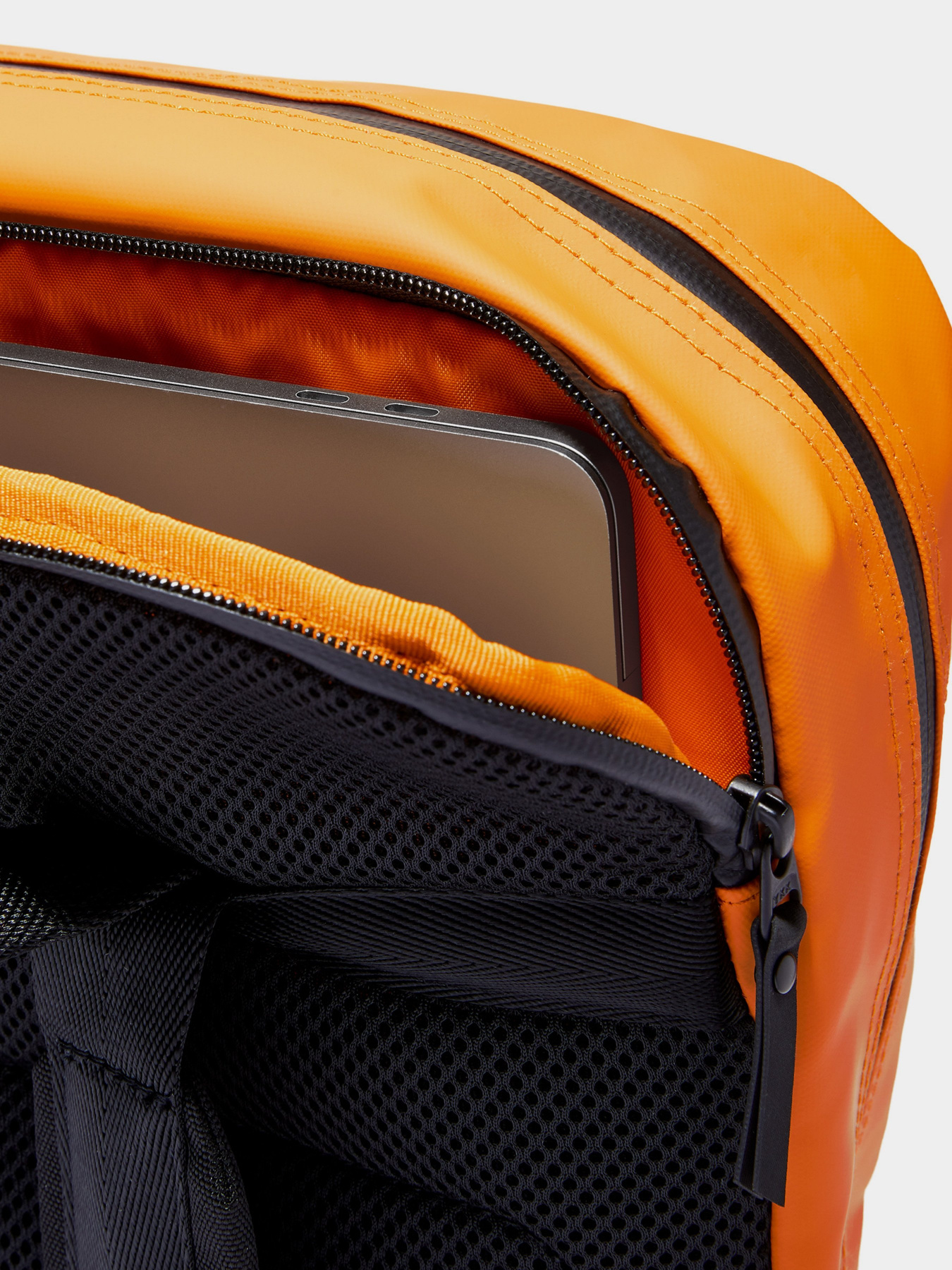 Рюкзаки Timberland Canfield модель TB0A2H8X804 Фото