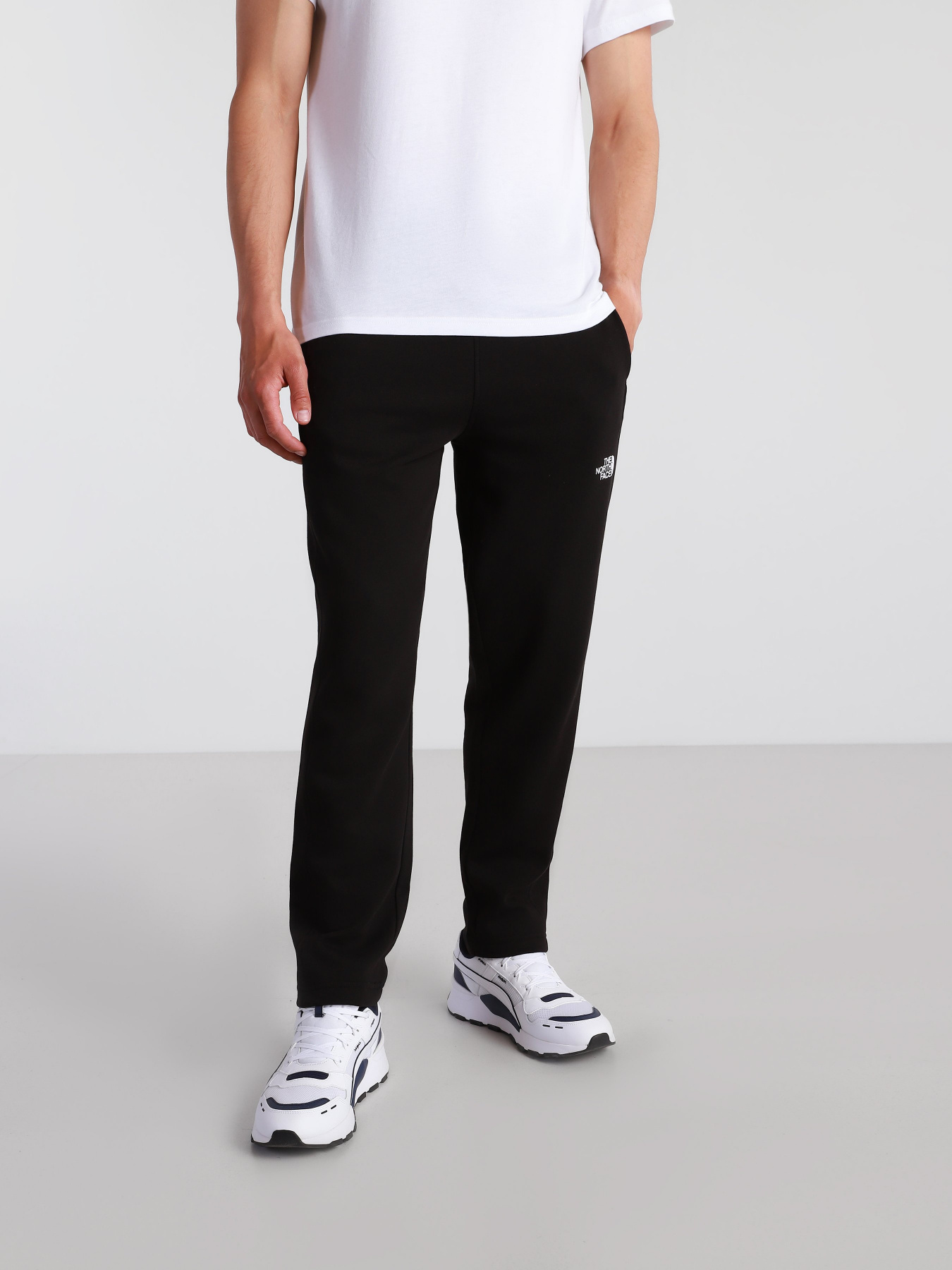 Штаны спортивные The North Face Standard модель NF0A4M7LJK31 Фото