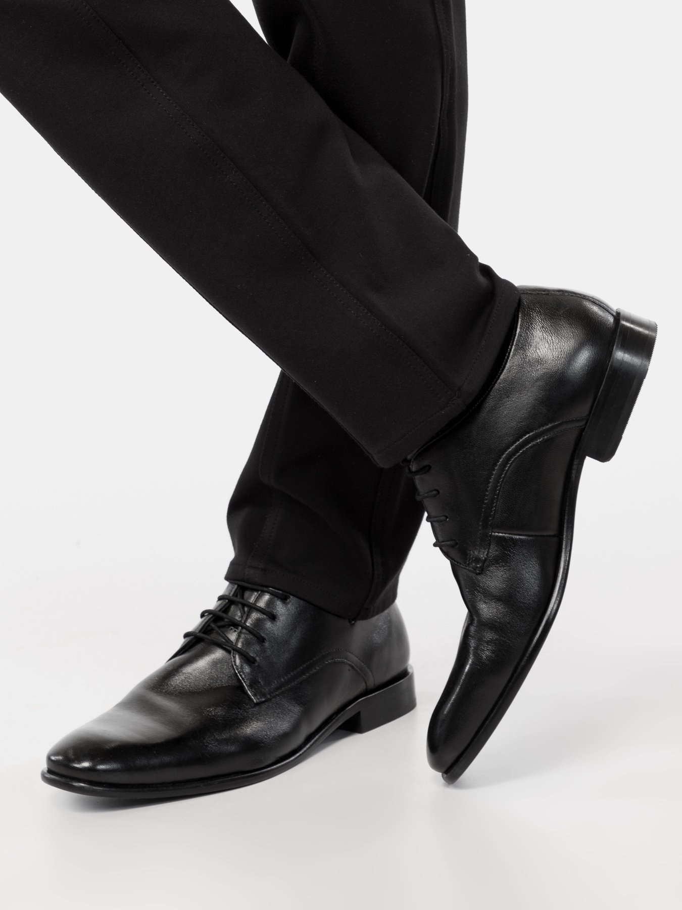 Туфлі Bugatti модель 312-96101-4000-1000 Туфлі Bugatti модель 312-96101-4000-1000 Фото