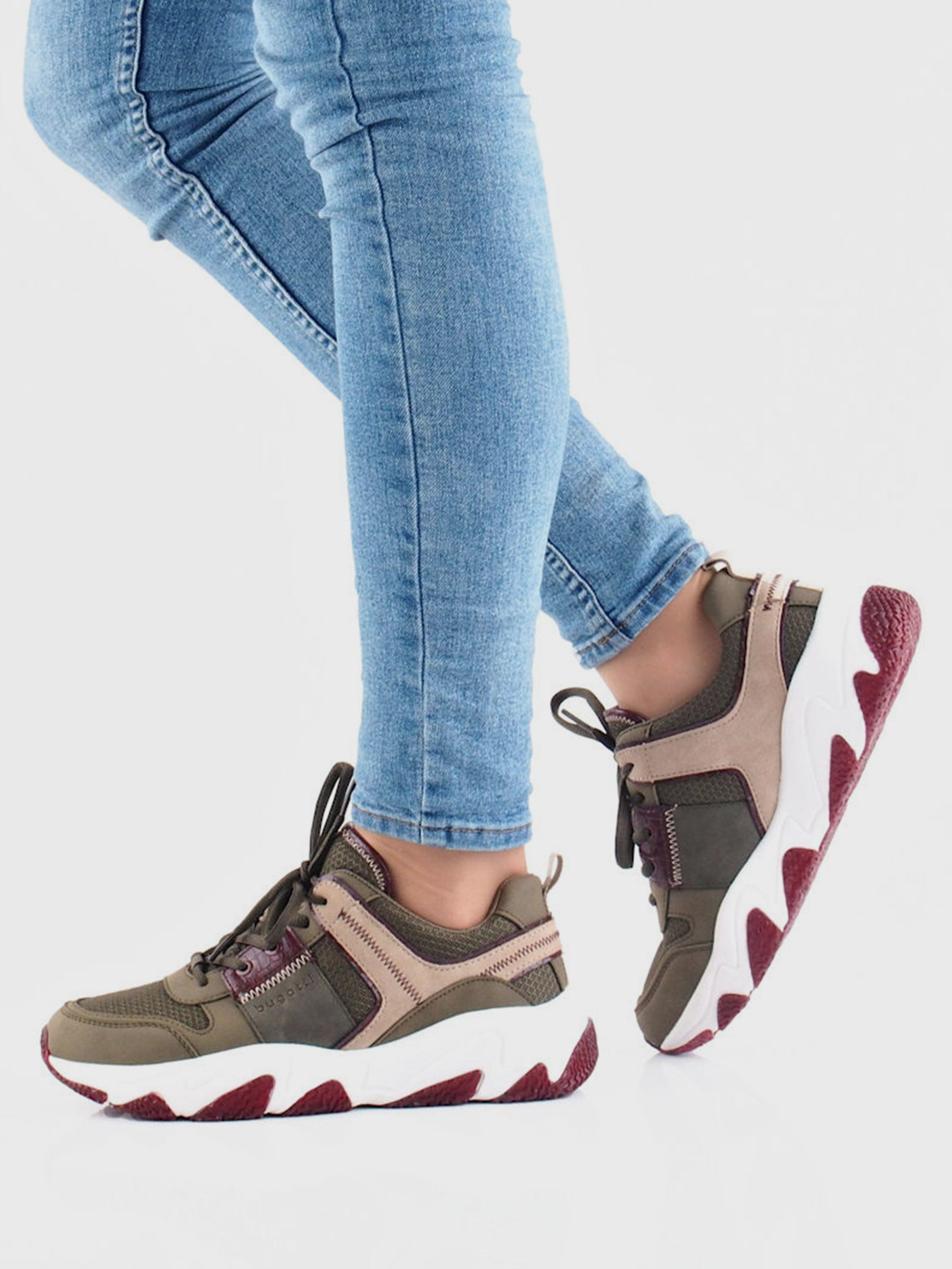 Кросівки Bugatti модель 432-84607-5569-7135 Фото