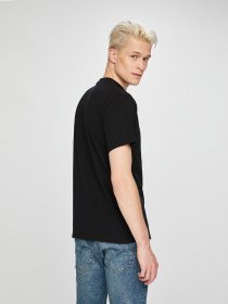 Футболка Vans Classic модель VN000GGGY281 Фото