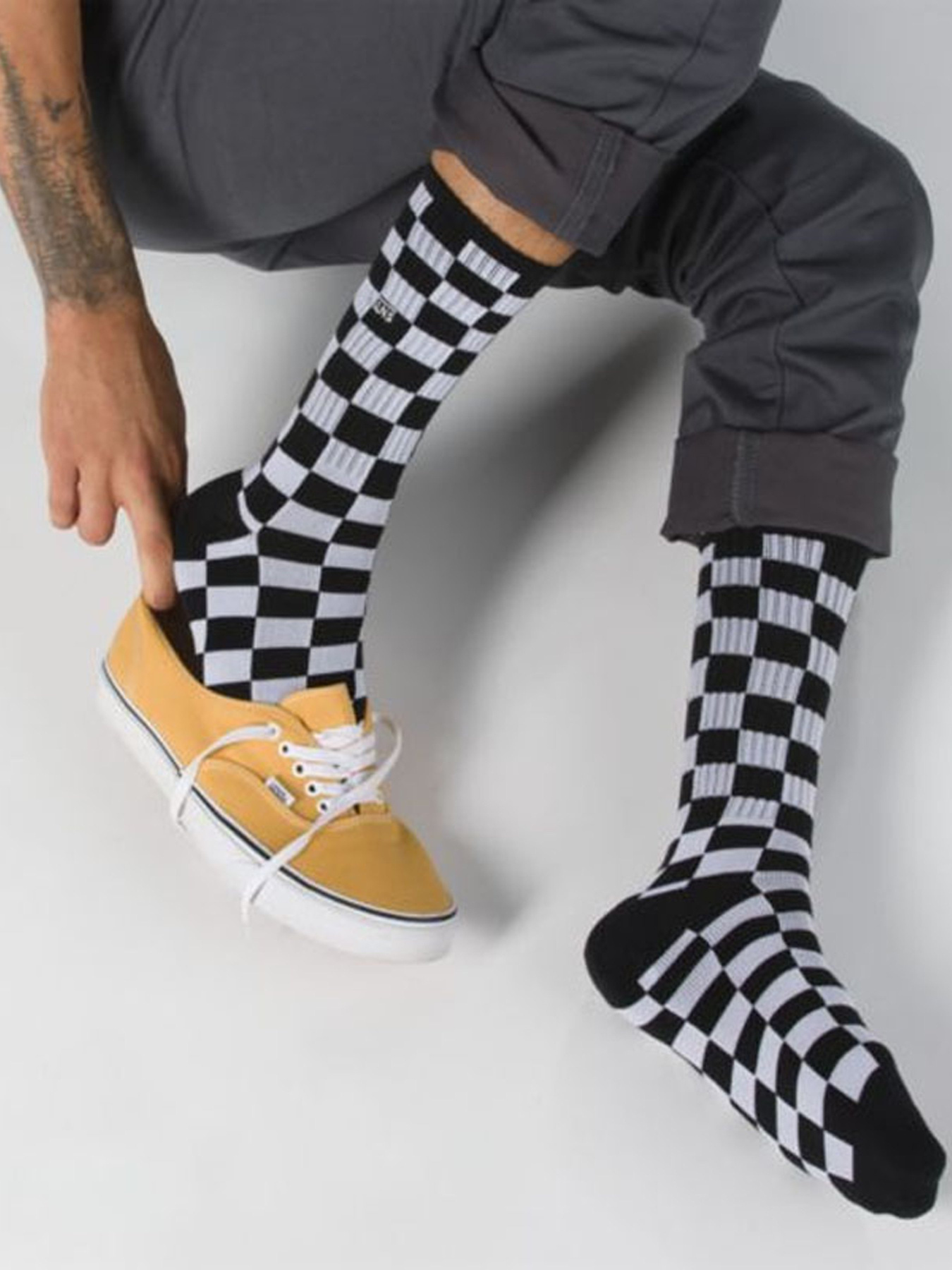 Шкарпетки Vans Checkerboard II Crew 38,5 - 42 модель VN0A3H3NHU01 Фото