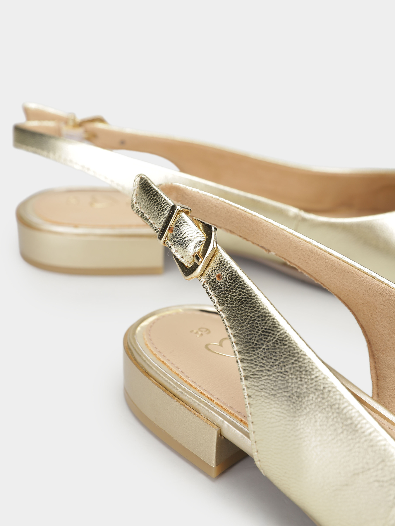 Босоніжки Marco Tozzi модель 2-29408-42-940 Фото