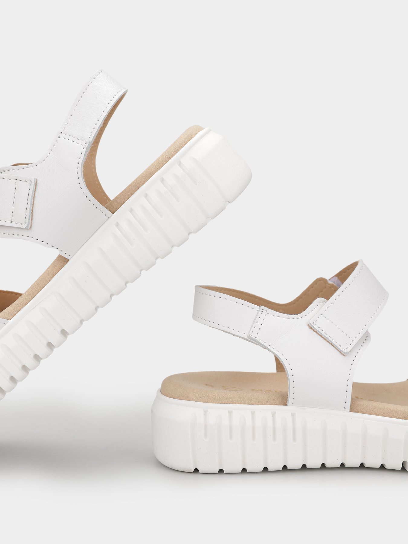 Сандалії Marco Tozzi модель 2-28280-44-100 Сандалії Marco Tozzi модель 2-28280-44-100 Фото