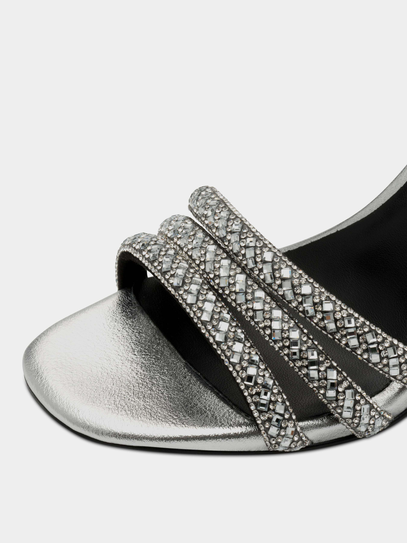 Босоножки Marco Tozzi модель 2-28318-44-941 Босоножки Marco Tozzi модель 2-28318-44-941 Фото