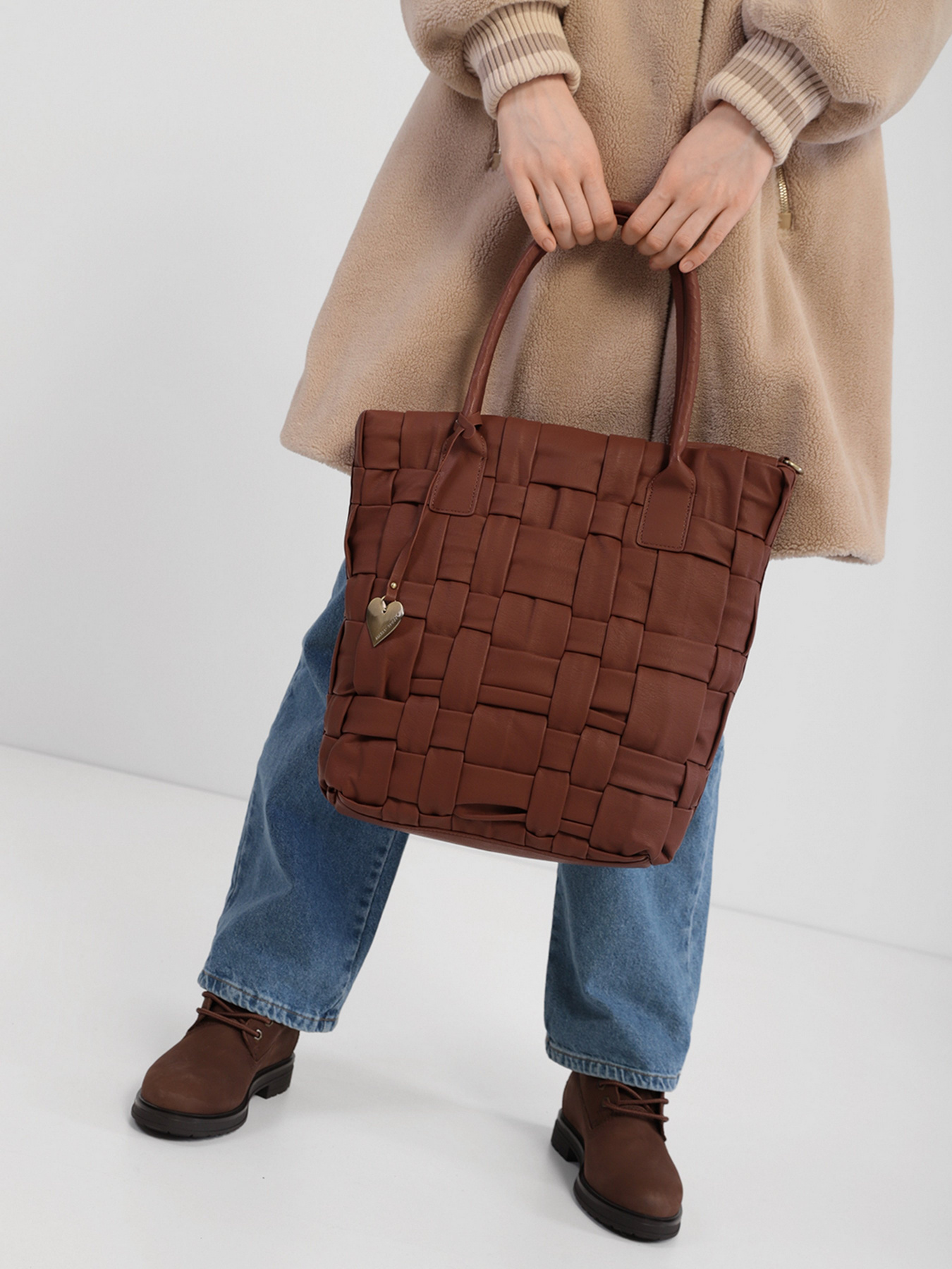 Кросс-боди Marco Tozzi модель 2-2-61037-27 306 COGNAC Фото