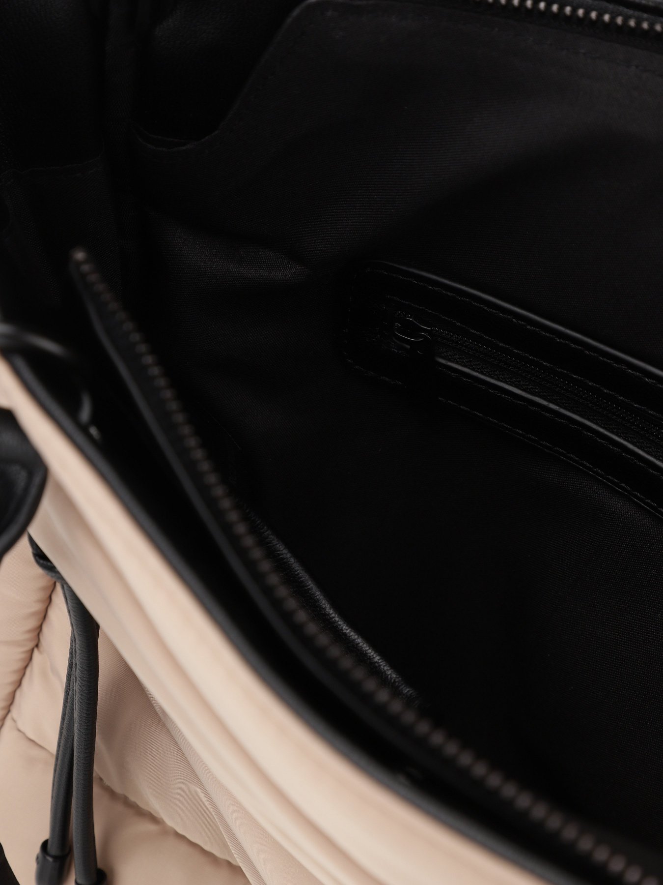 Сумка Marco Tozzi модель 2-2-61023-41-344 Сумка Marco Tozzi модель 2-2-61023-41-344 Фото