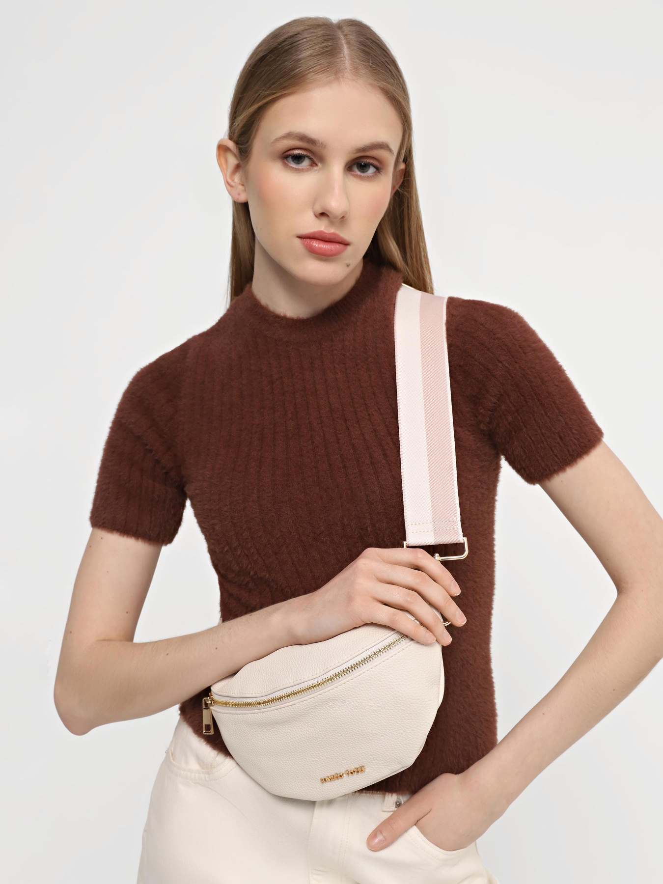 Поясная сумка Marco Tozzi модель 2-61025-42-403 Фото