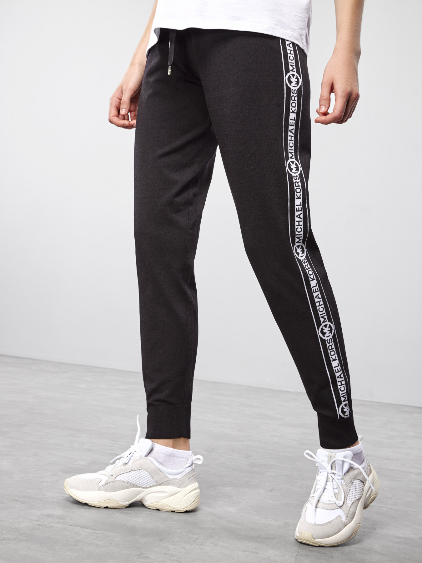 Брюки повседневные Michael Kors модель MU03HE6BVC_646_001_0041 Фото