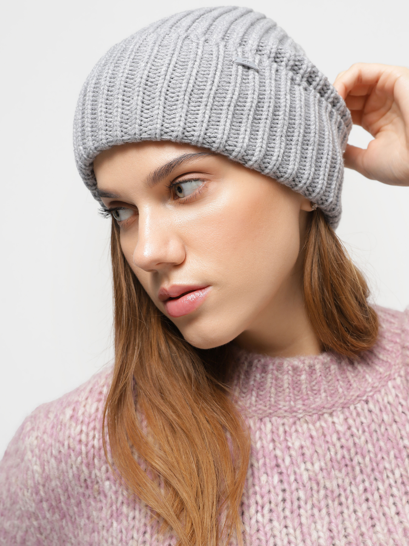 Шапка 4F Midshop модель 4FAW23ACAPF294-24M Фото