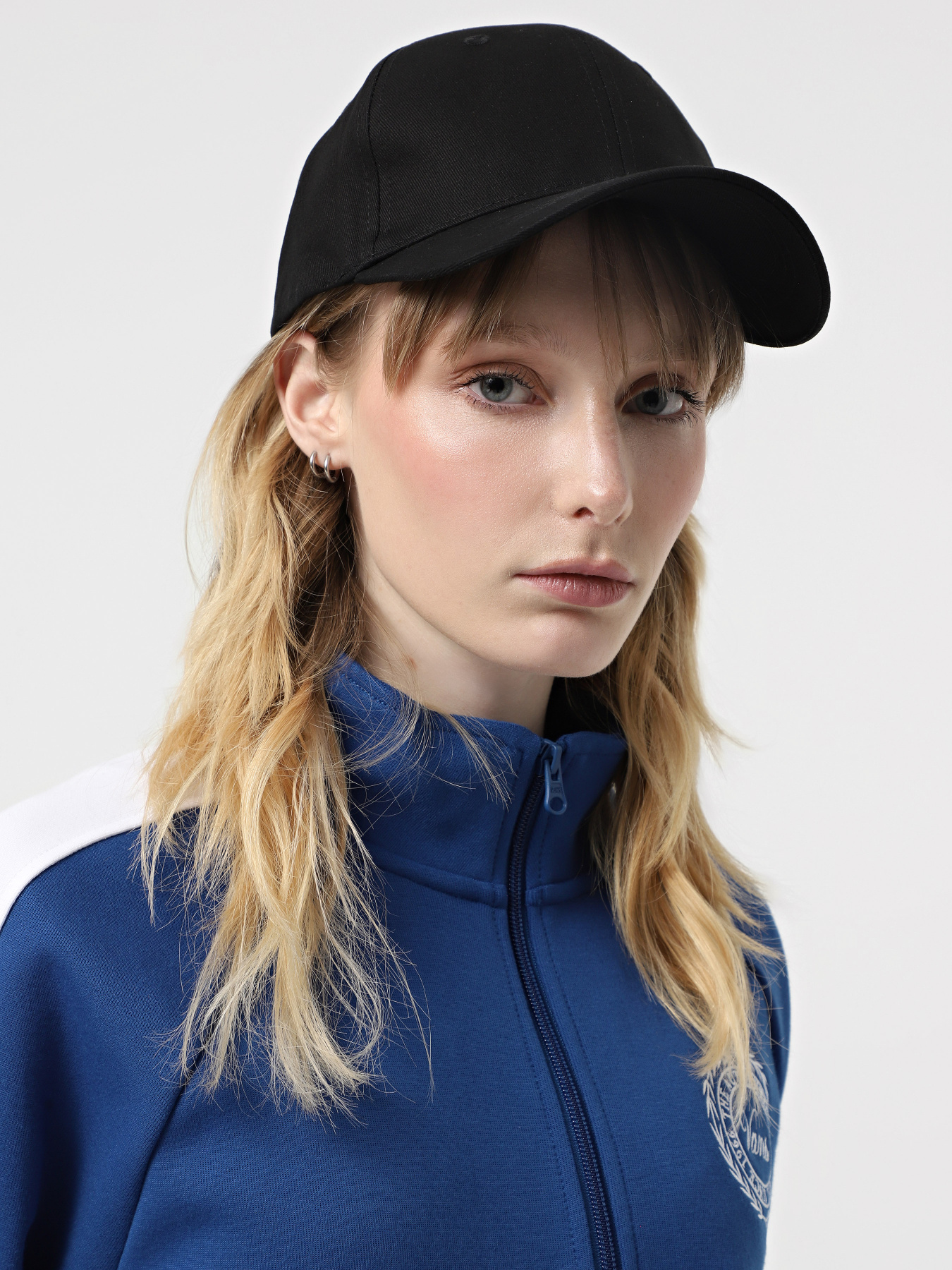 Кепка 4F U367 модель 4FWSS25ACABU367-20S Фото