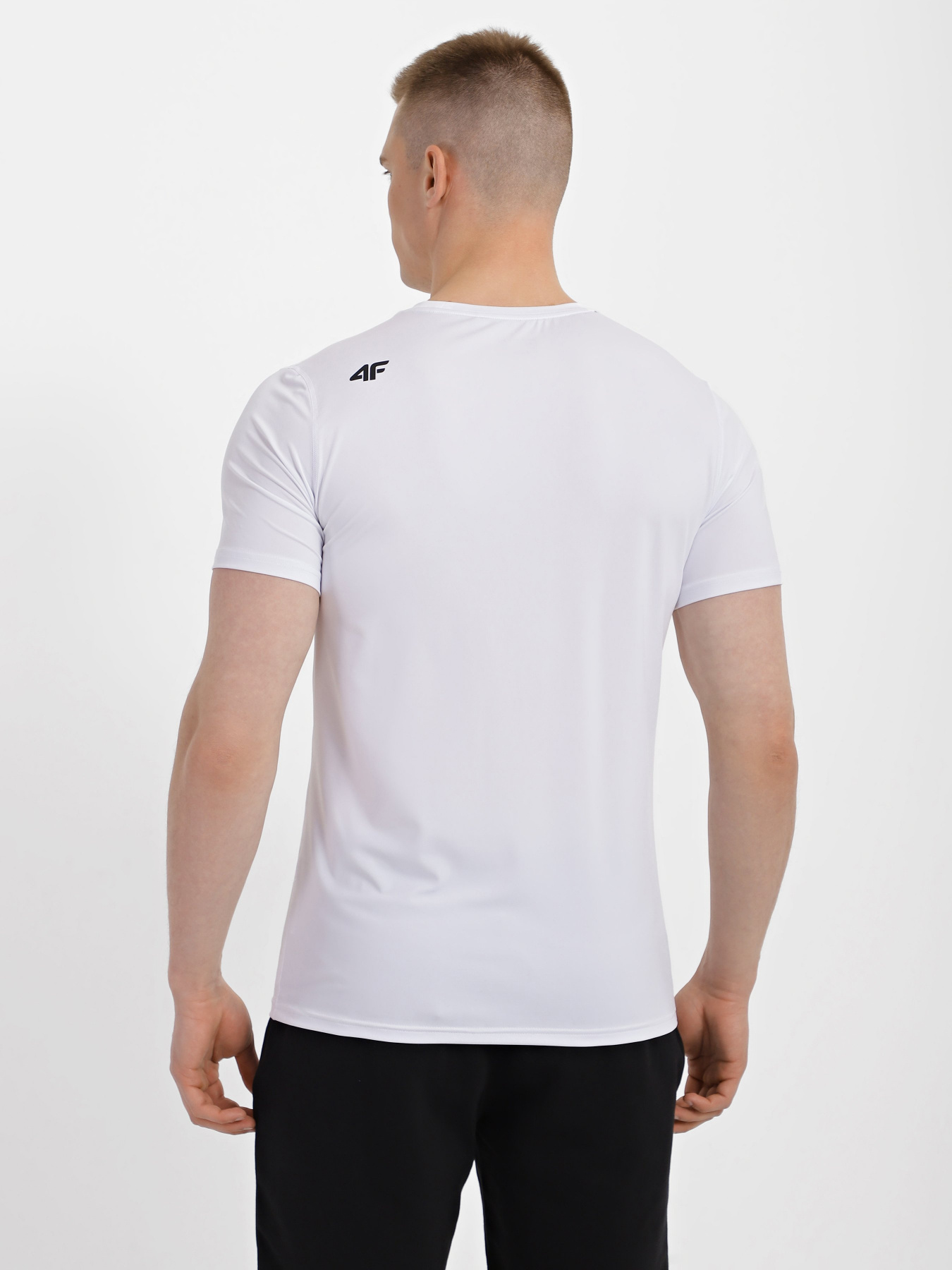 Футболка спортивна 4F Basic модель 4FSS23TFTSM259-10S Фото