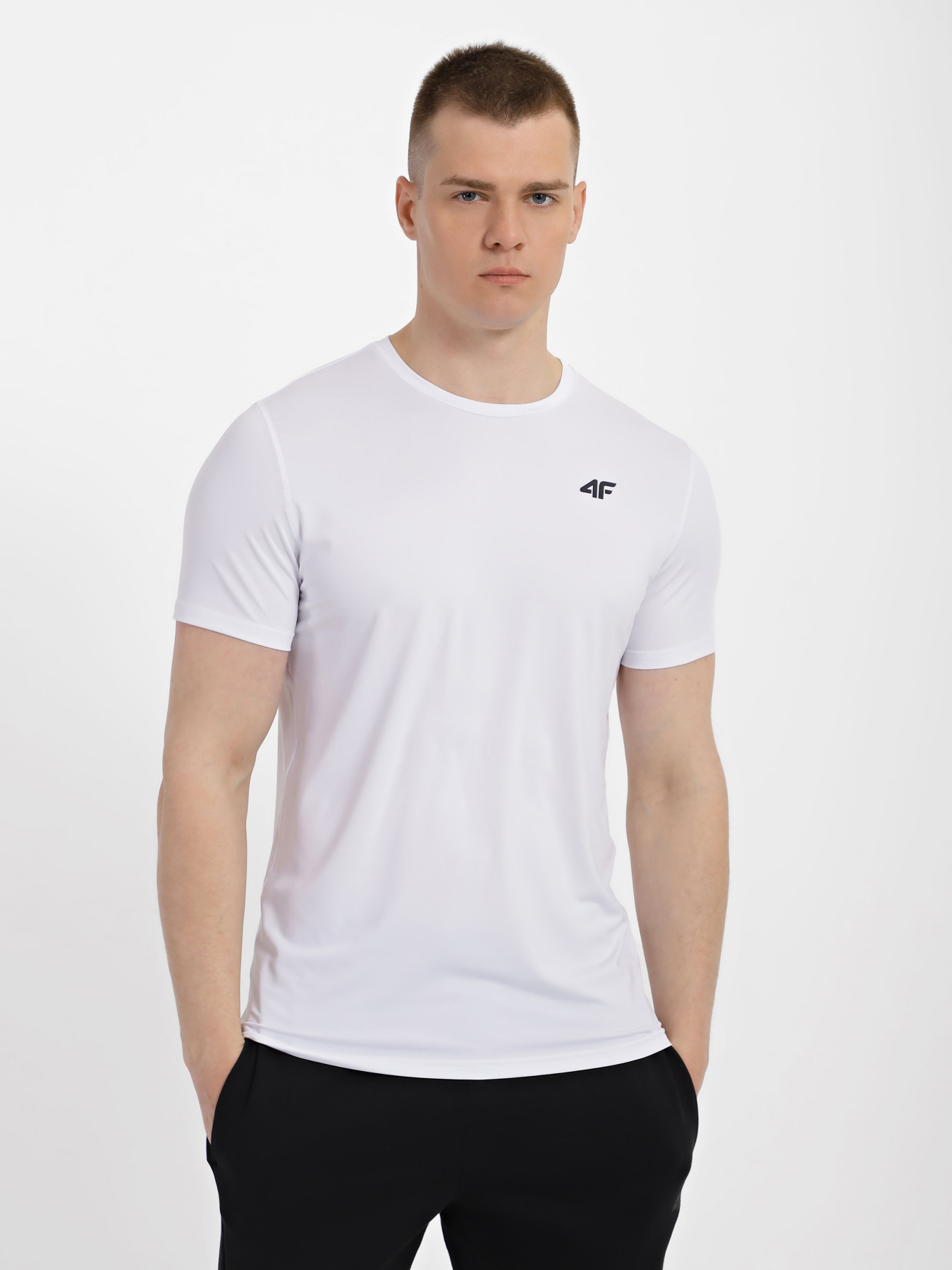 Футболка спортивна 4F Basic модель 4FSS23TFTSM259-10S Фото