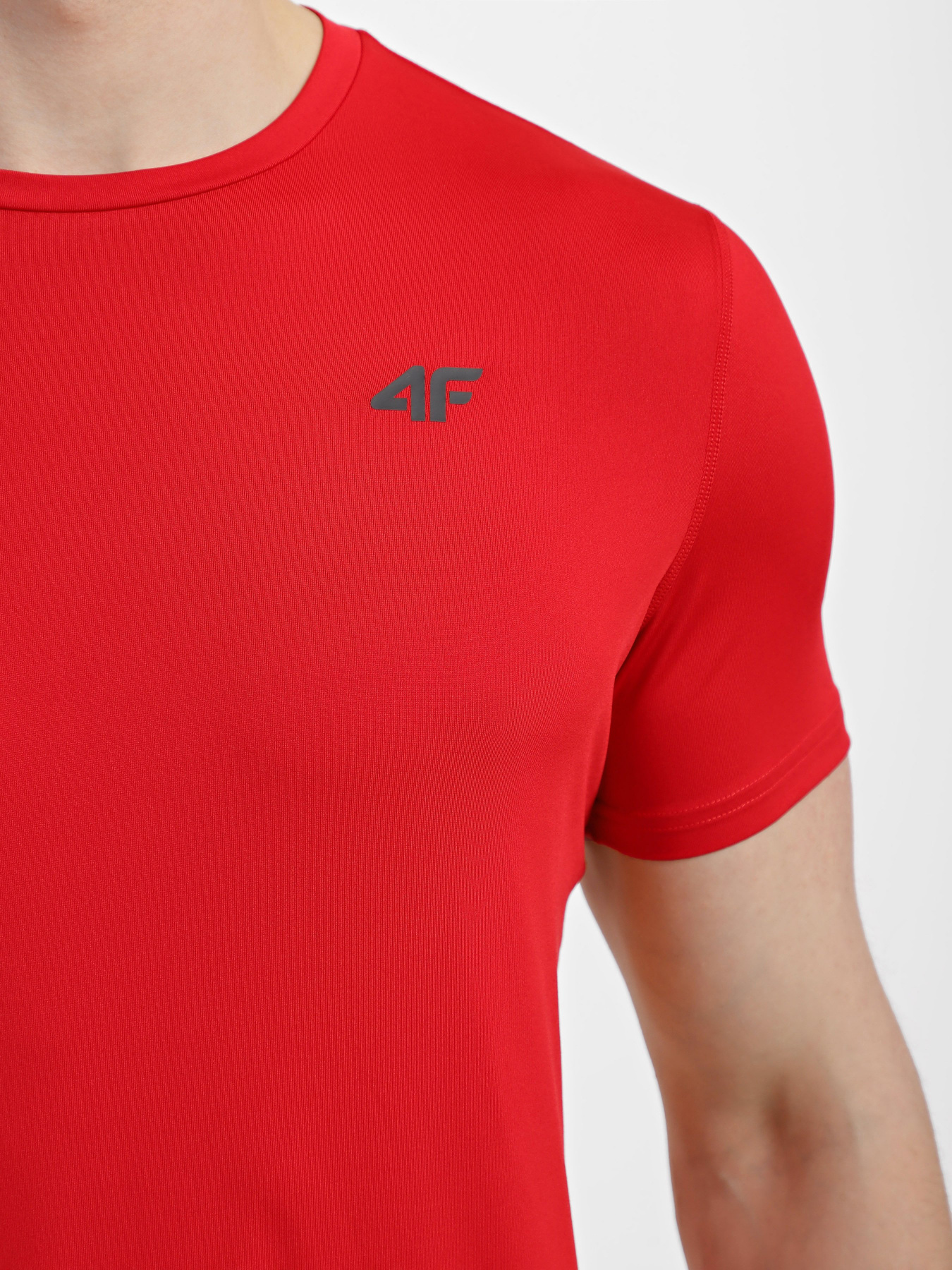 Футболка спортивная 4F Basic модель 4FSS23TFTSM259-62S Фото